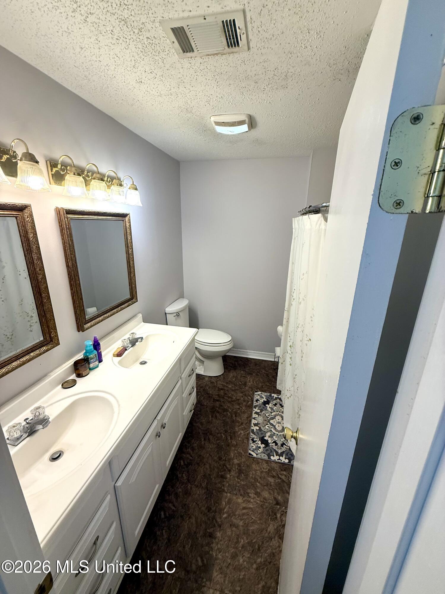 595 Neal Drive Property Photo 13