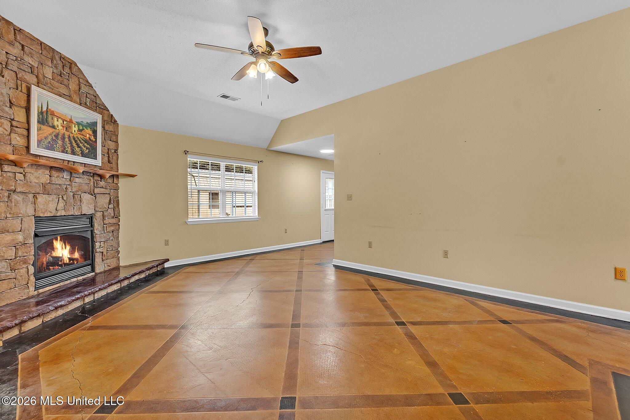 209 Roper Cove Property Photo 4