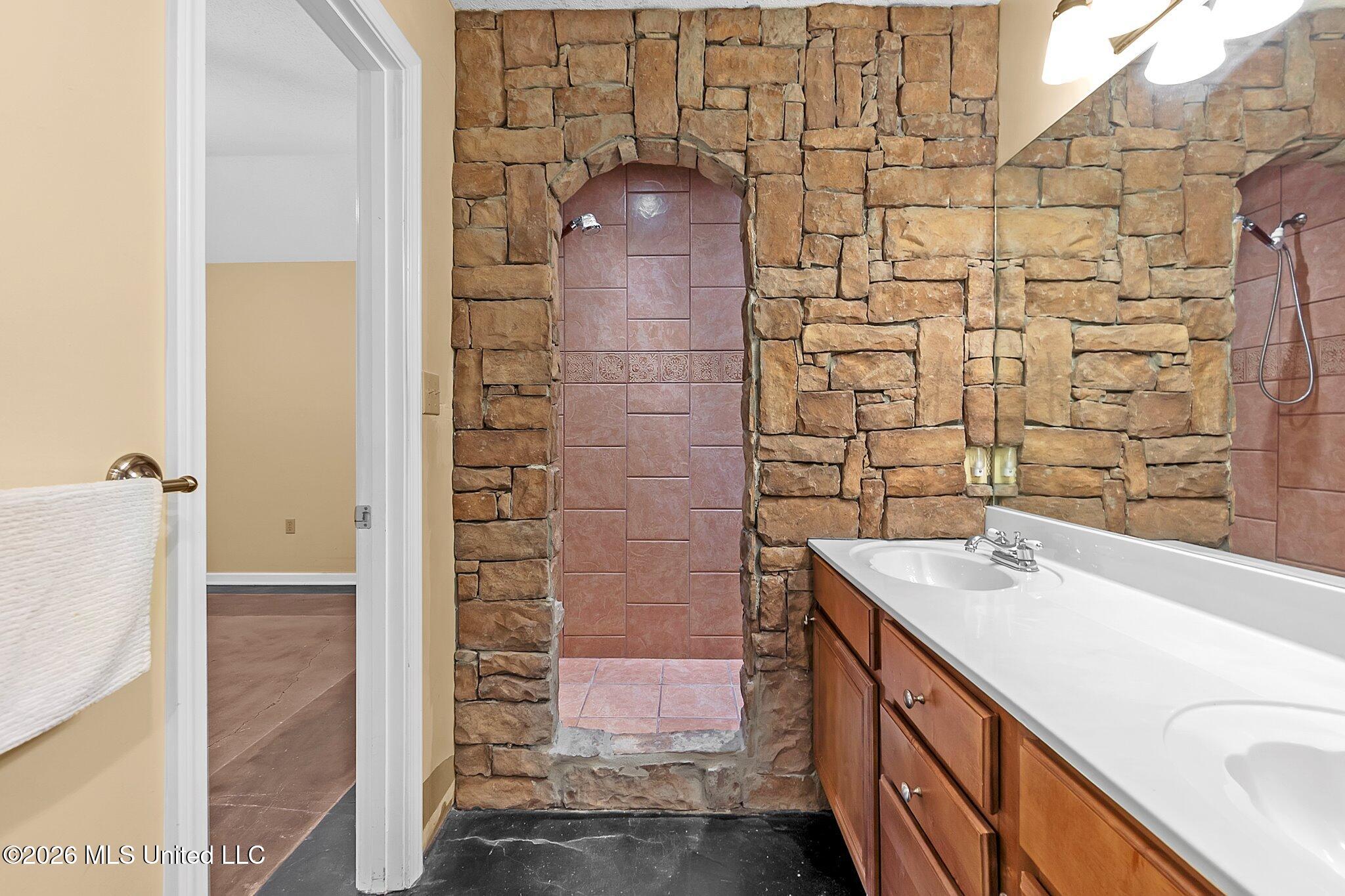 209 Roper Cove Property Photo 15