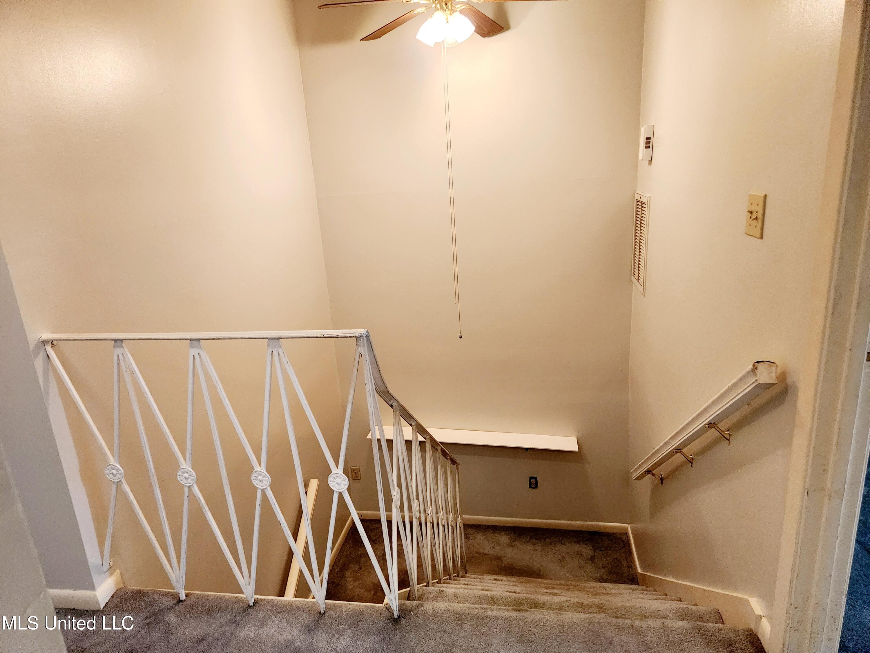5155 Wayneland Drive Property Photo 14