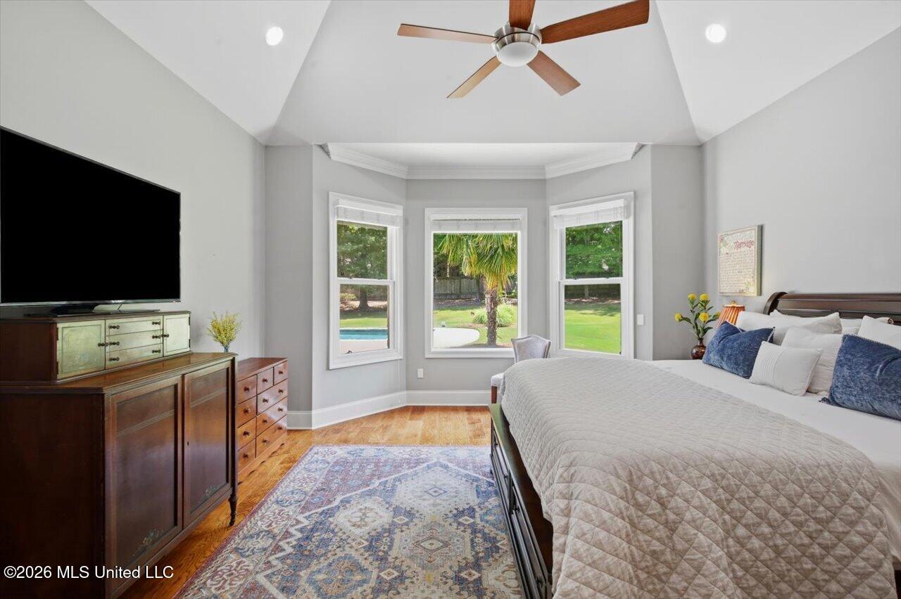 465 Pembrooke Drive Property Photo 44