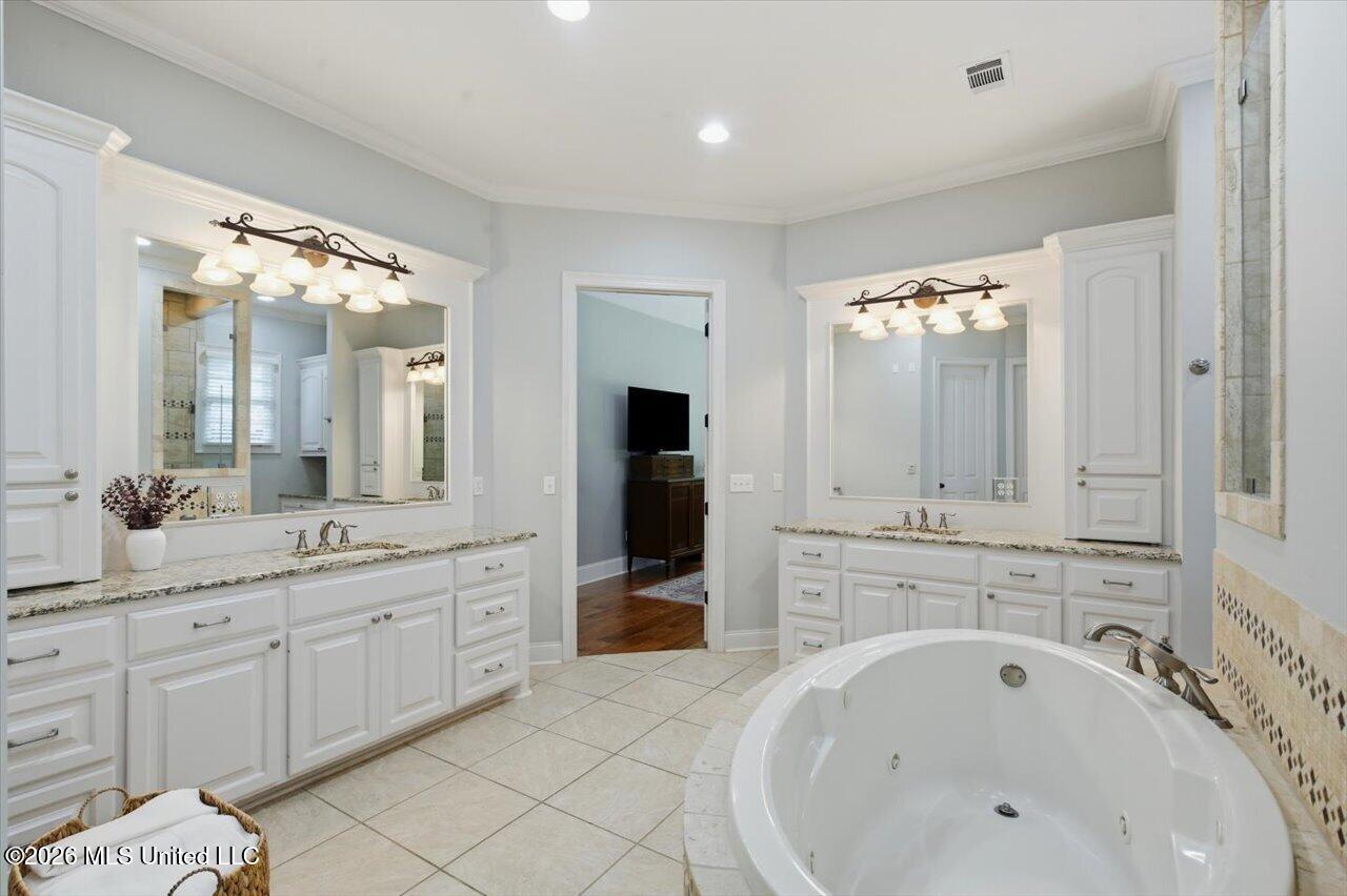 465 Pembrooke Drive Property Photo 49