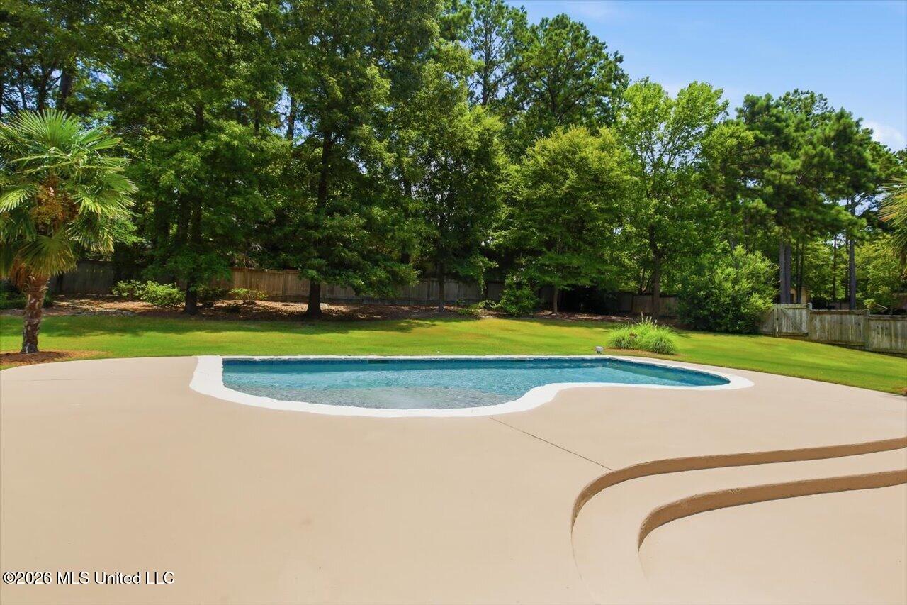 465 Pembrooke Drive Property Photo 70