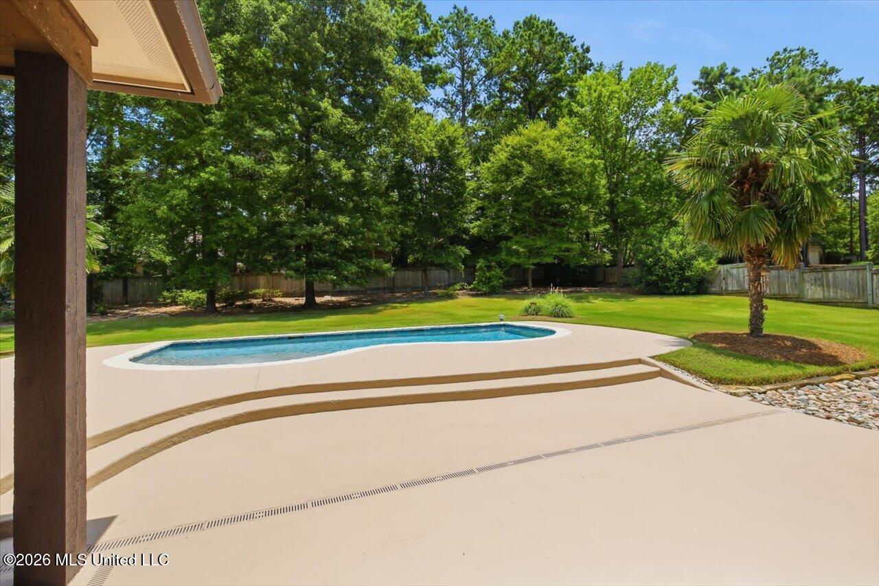 465 Pembrooke Drive Property Photo 71