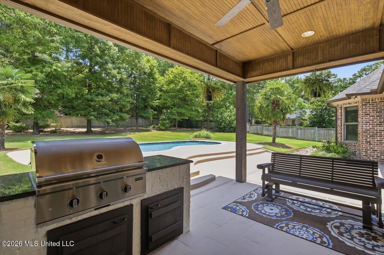 465 Pembrooke Drive Property Photo 79