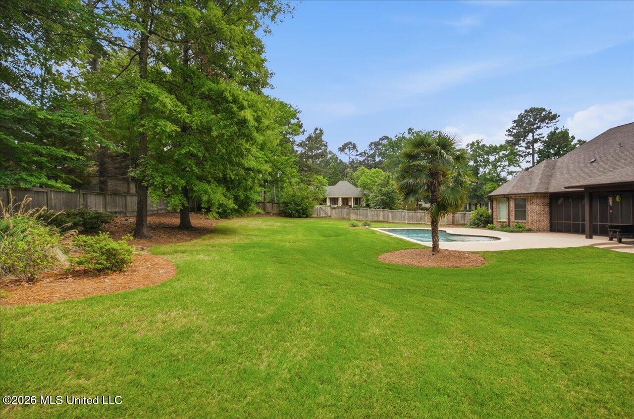 465 Pembrooke Drive Property Photo 87