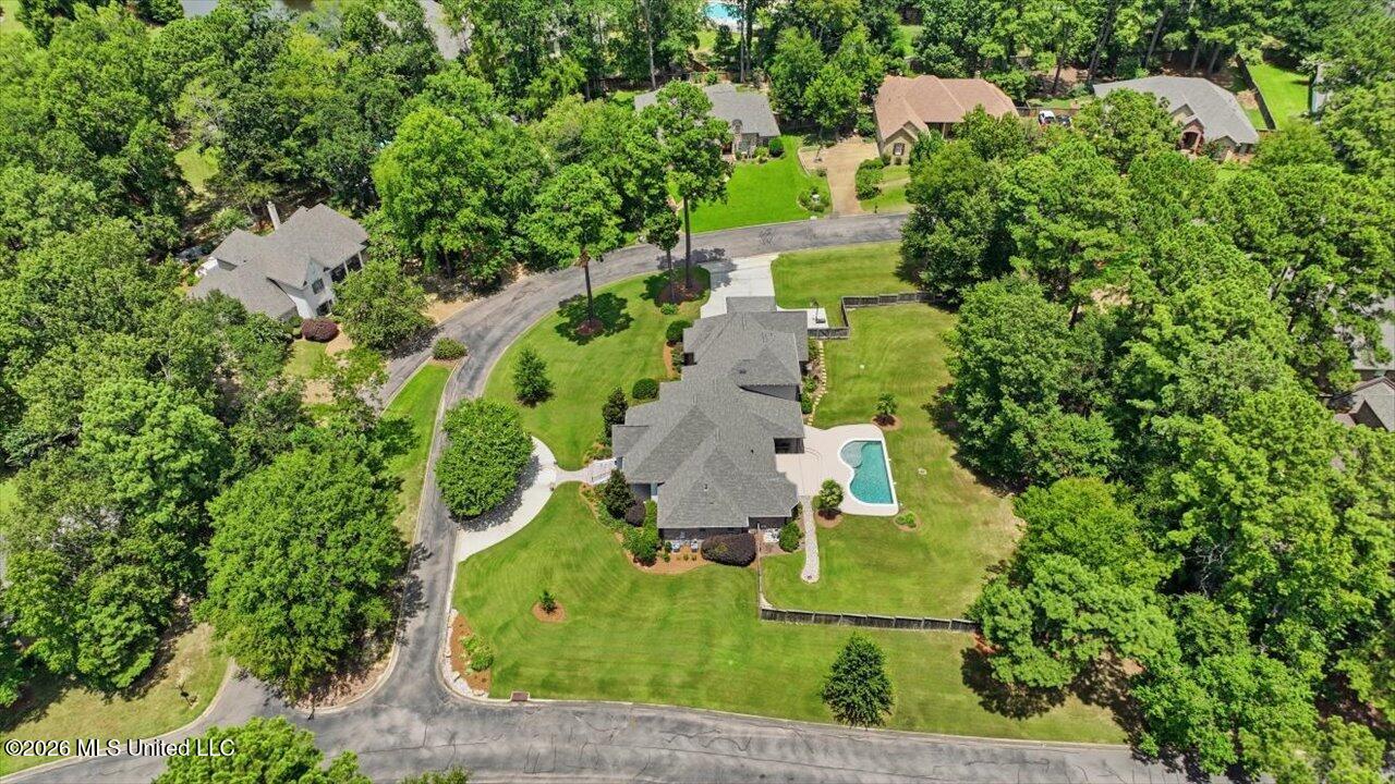 465 Pembrooke Drive Property Photo 102