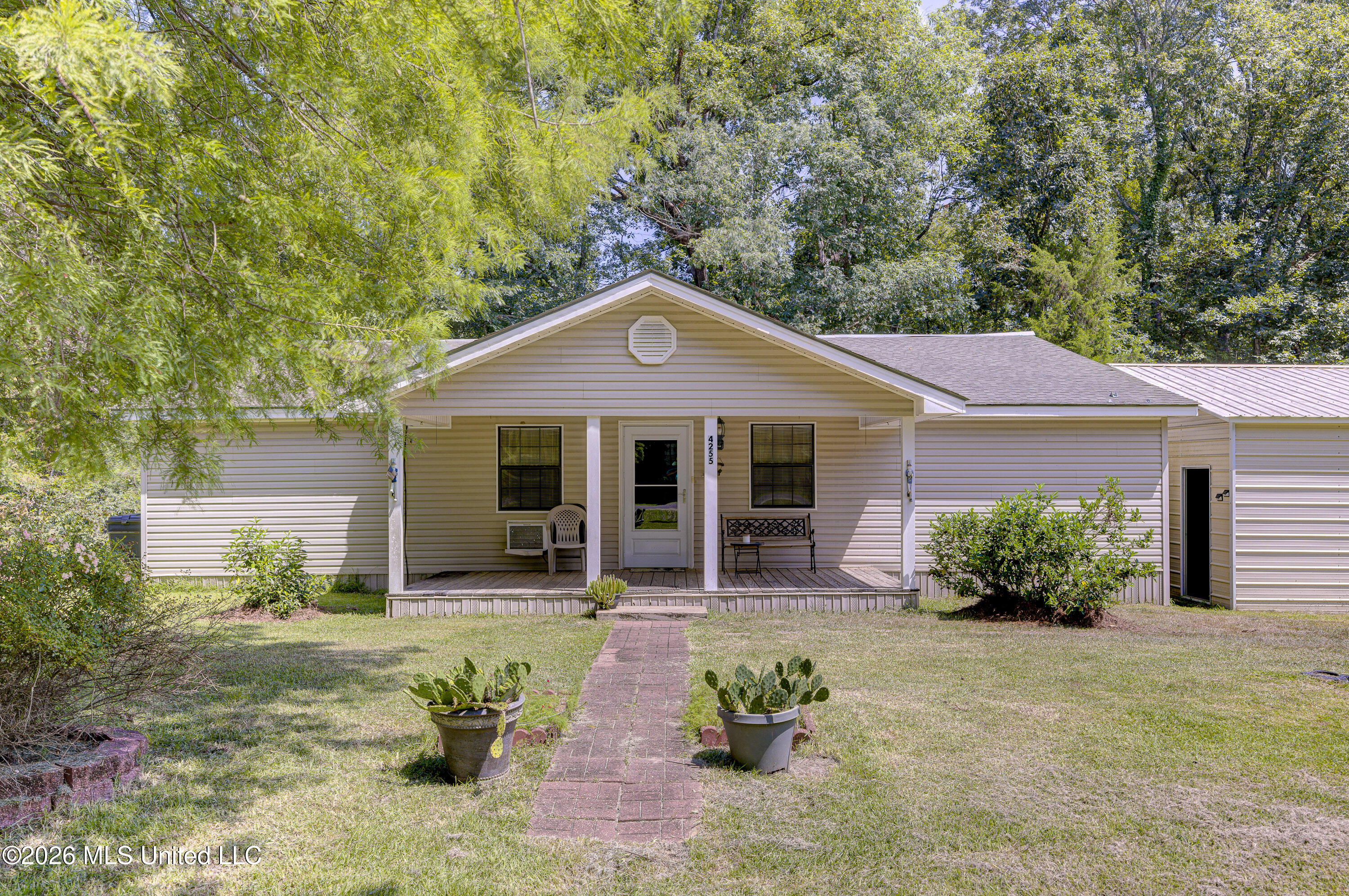 4255 Trotter Road Property Photo 1