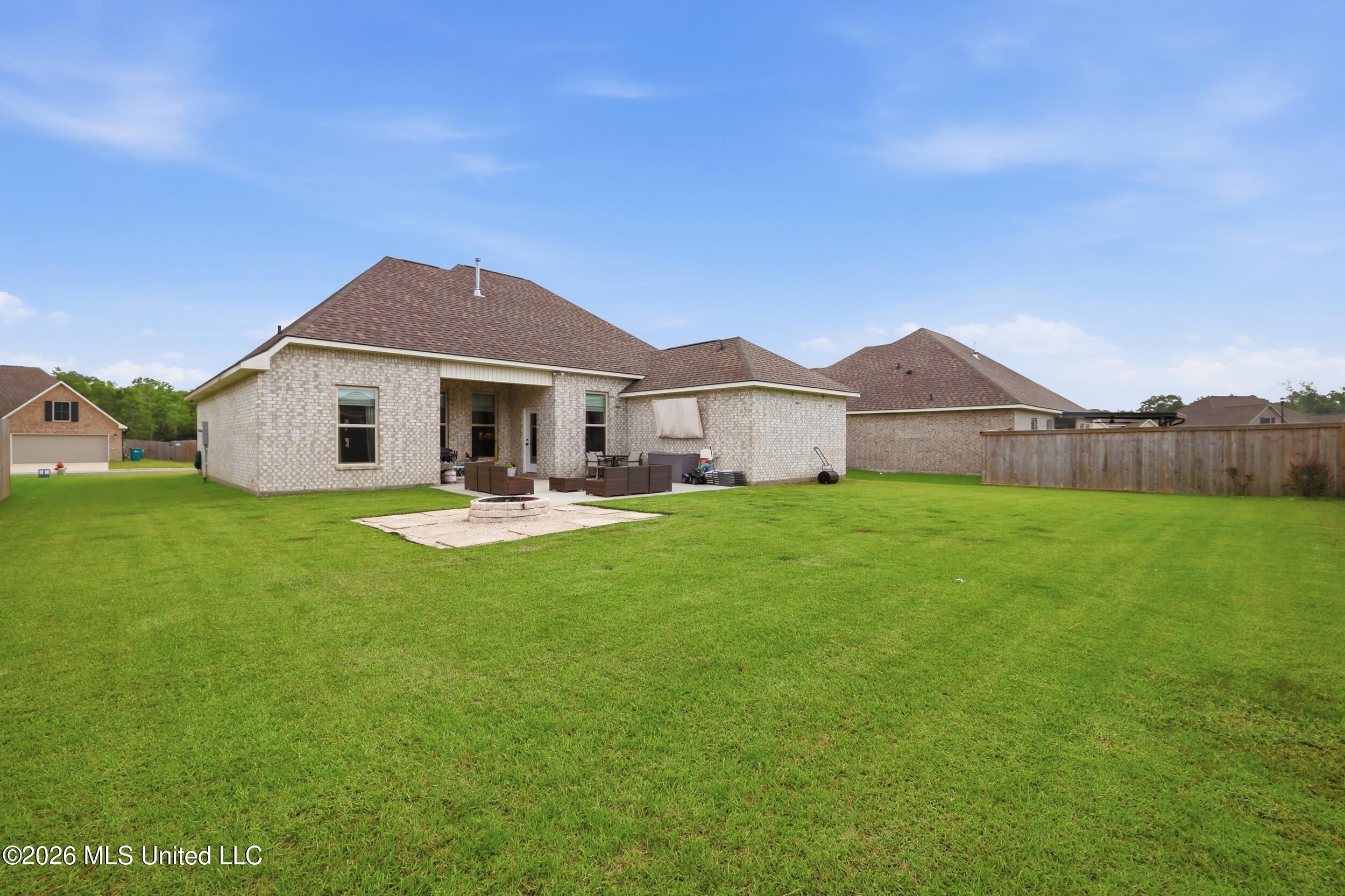 14619 Lillian Way Property Photo 36
