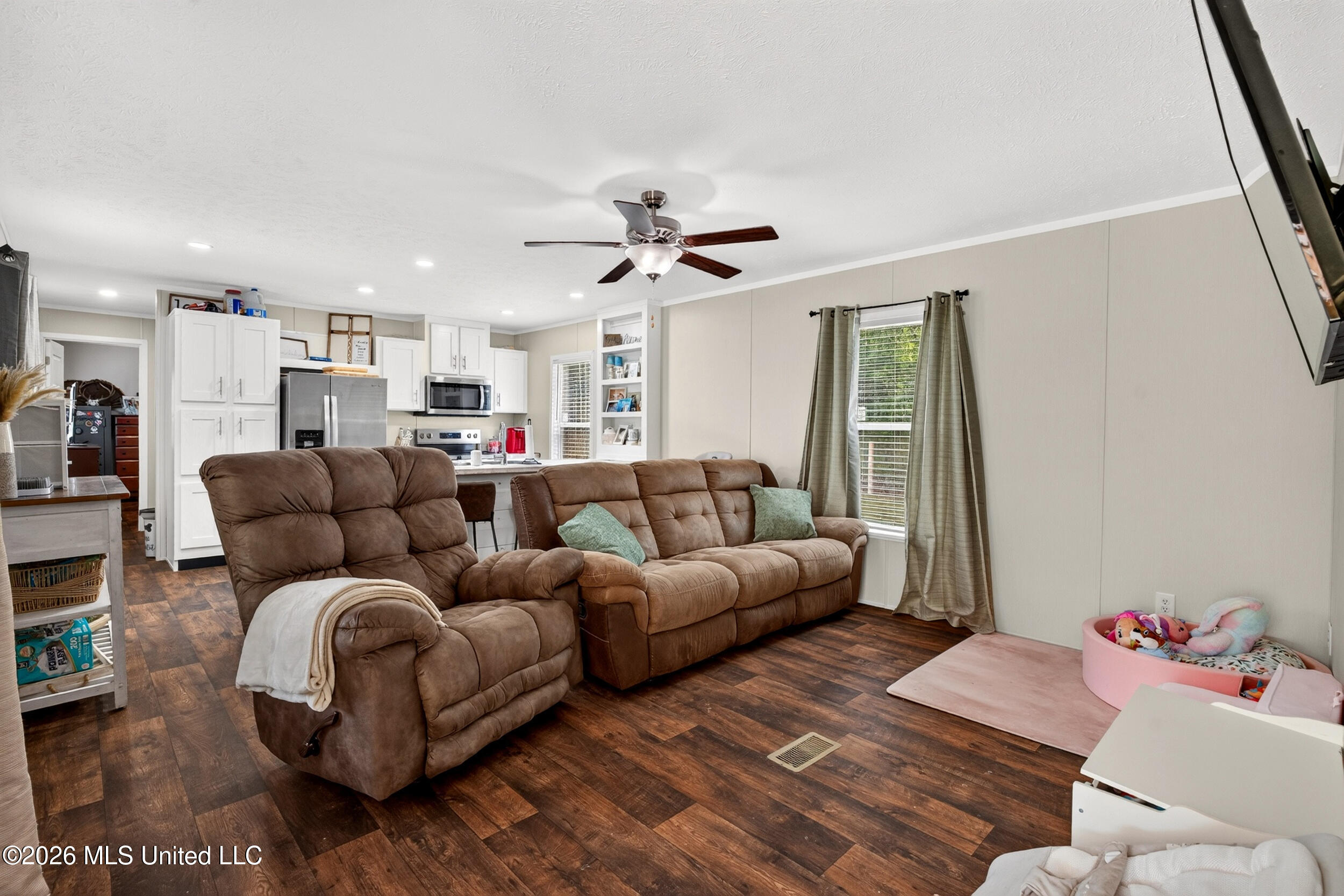 30 Z R Mitchell Road Property Photo 8