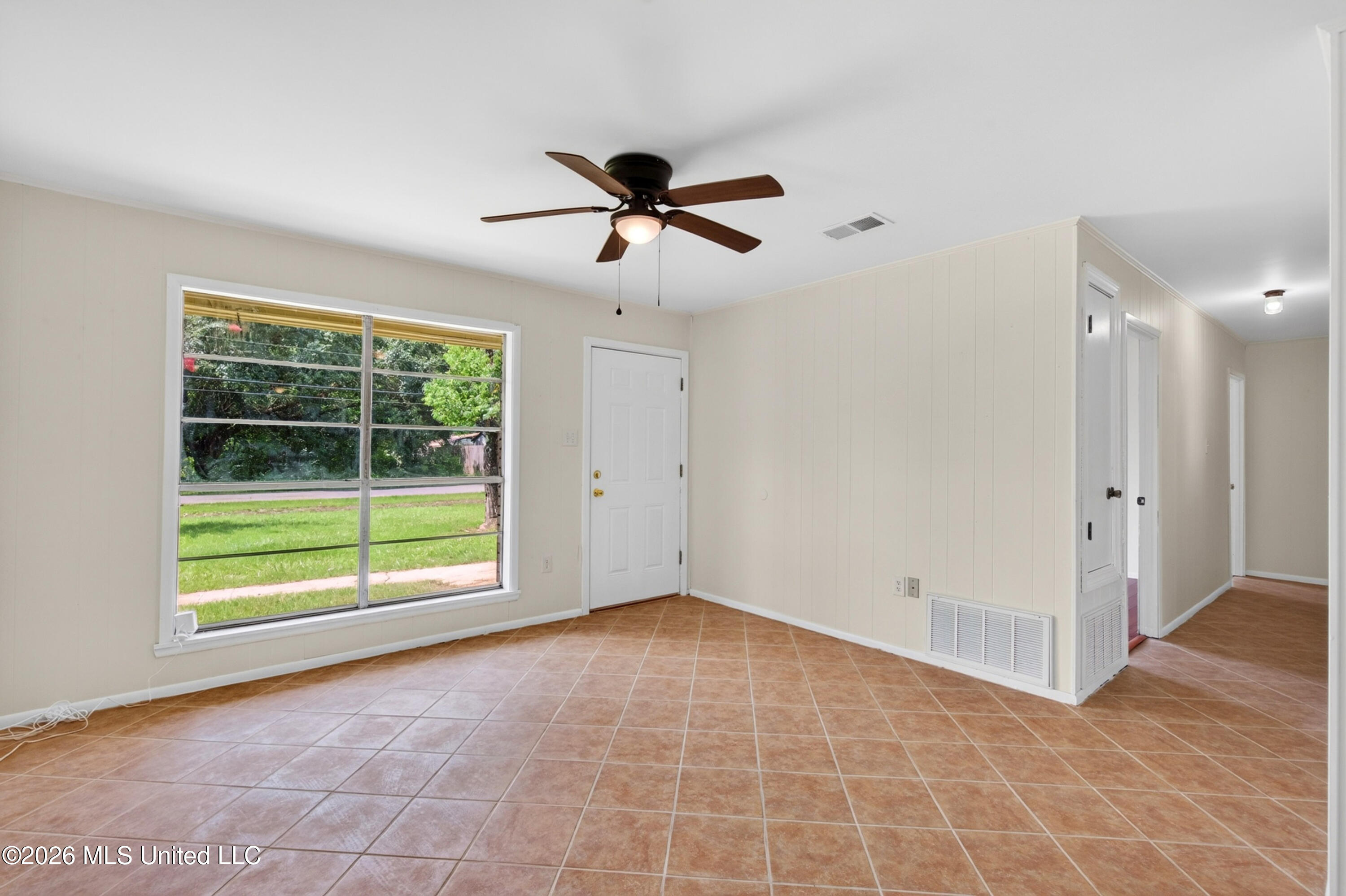5717 Meadowview Drive Property Photo 12