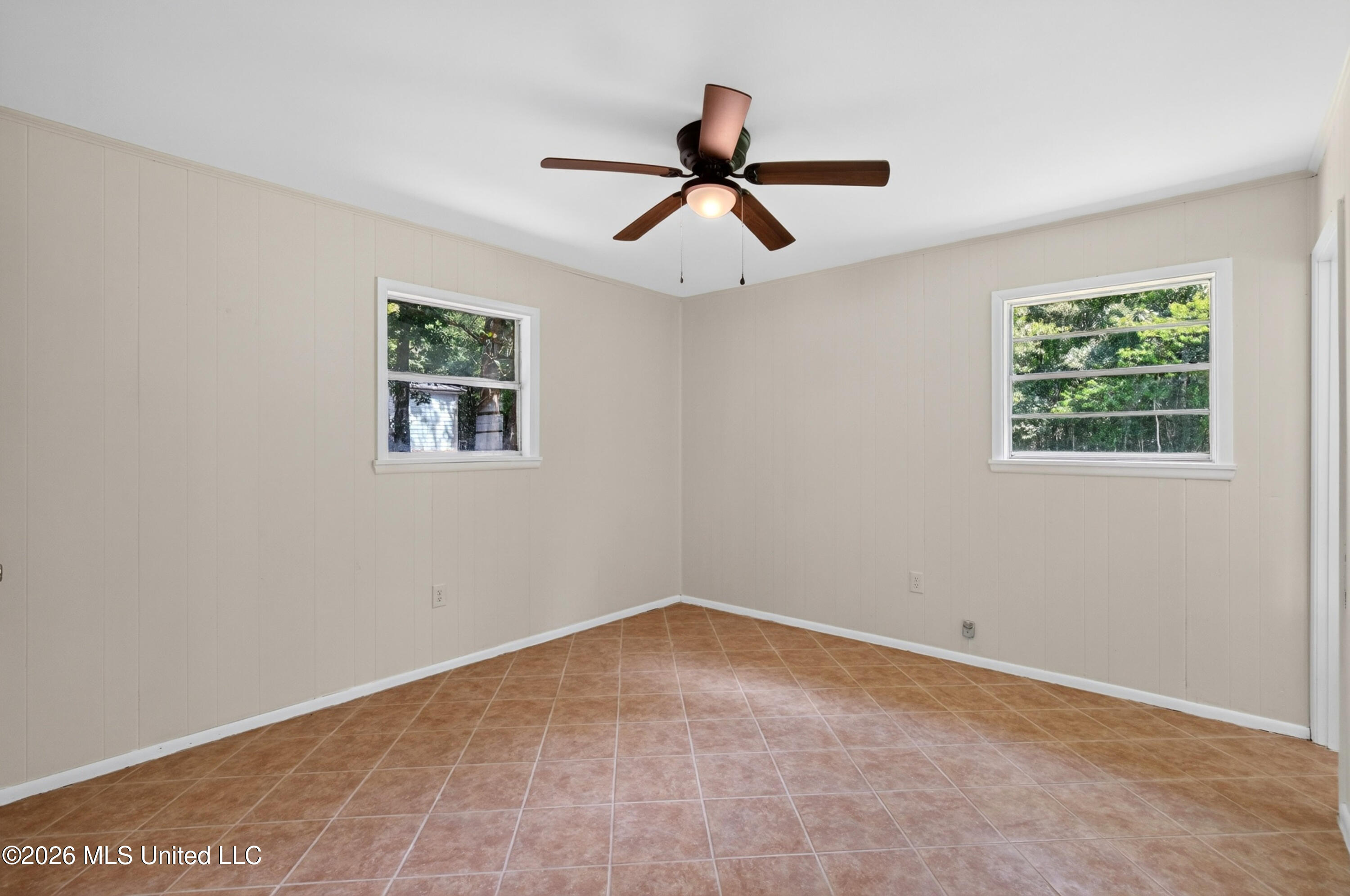 5717 Meadowview Drive Property Photo 20