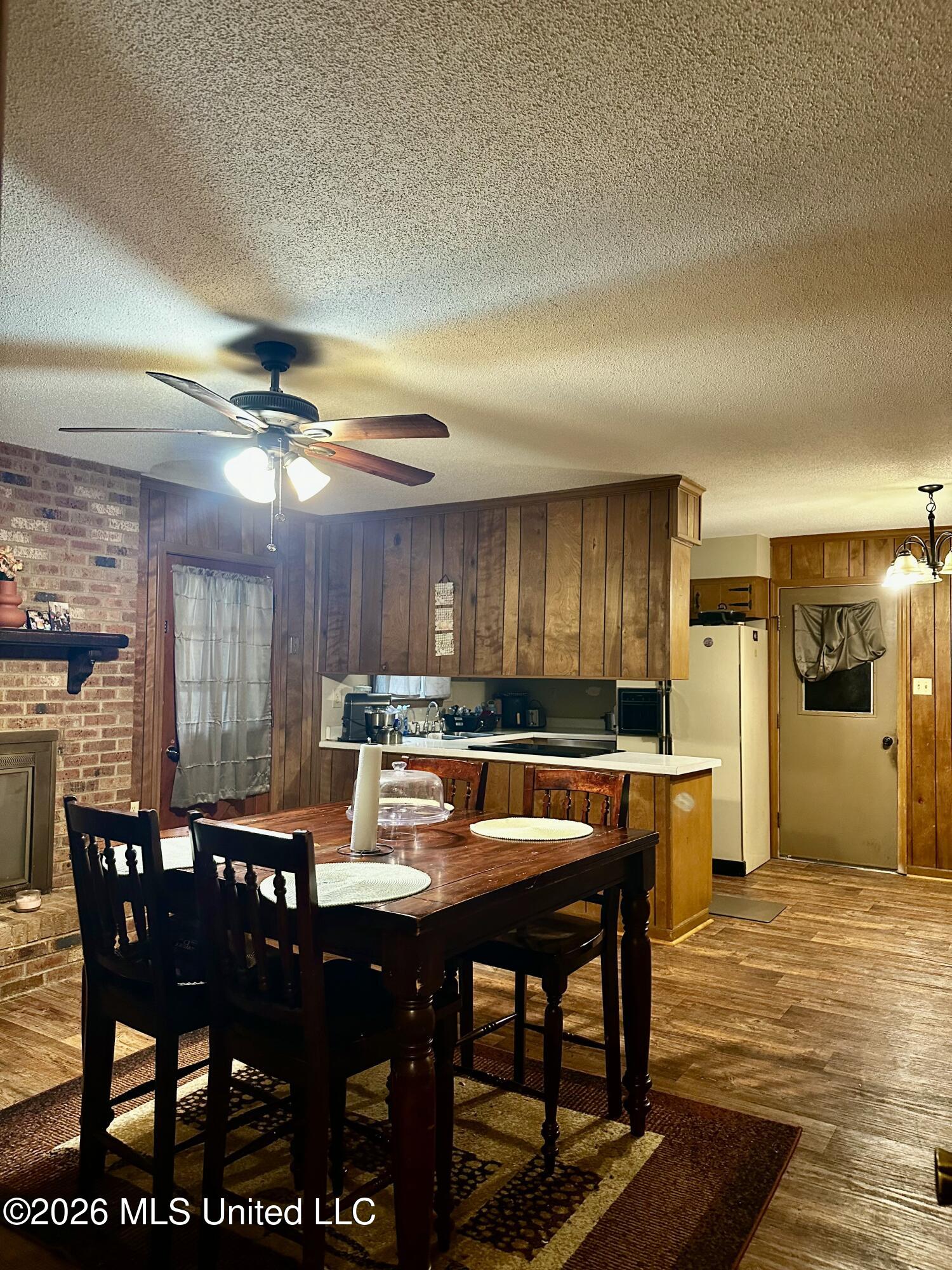 5727 Iroquois Drive Property Photo 14