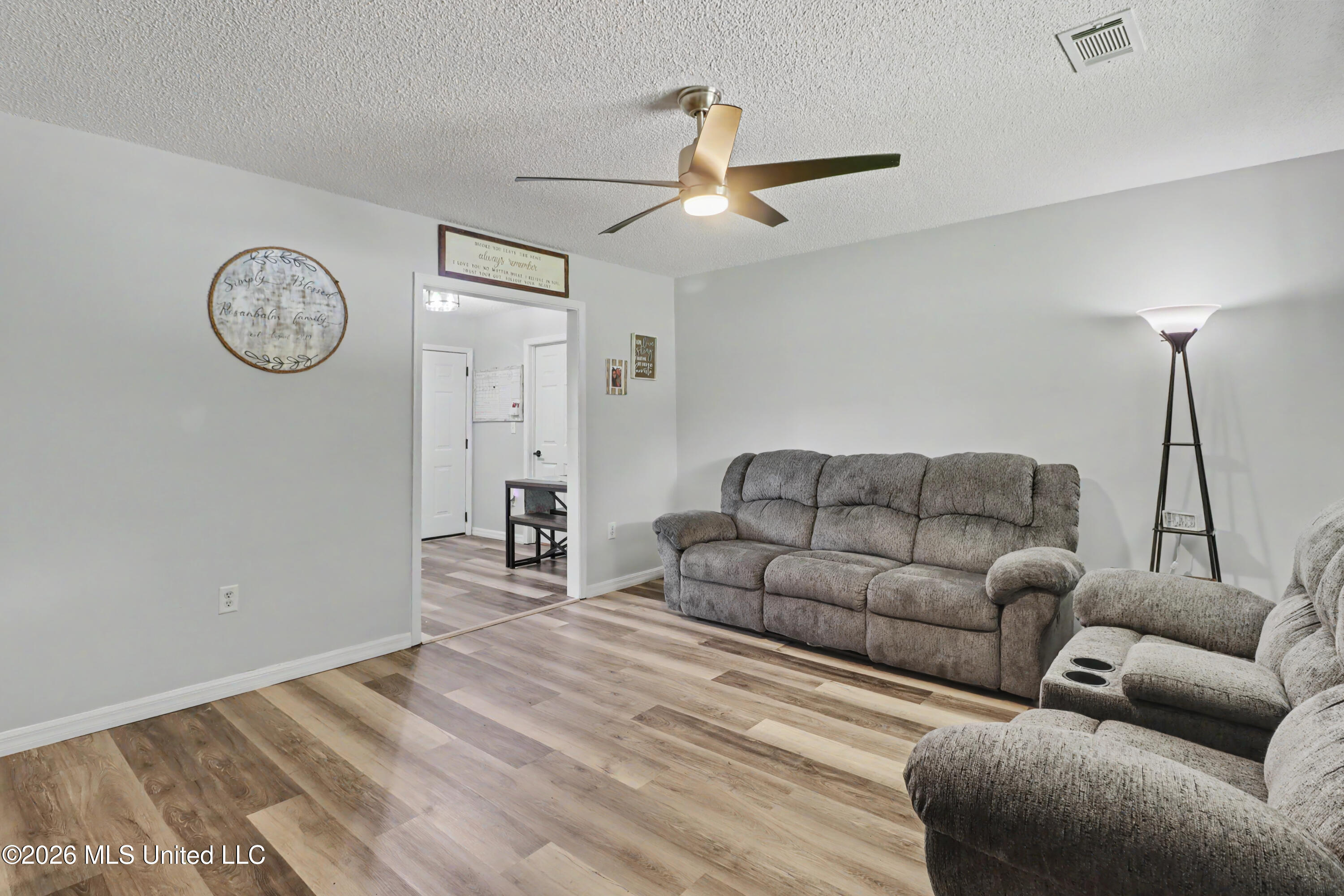 1304 Sampson Road Property Photo 4