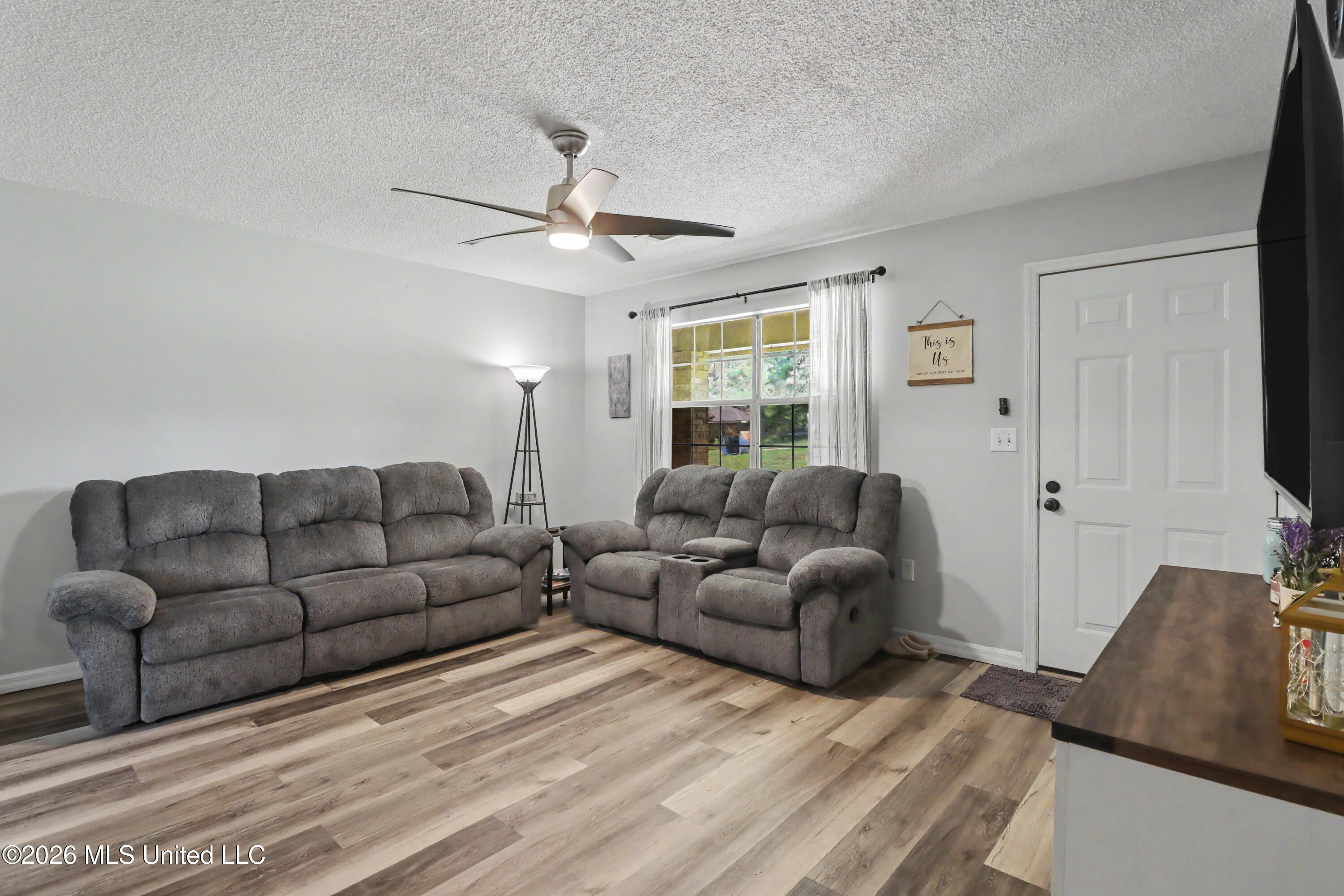 1304 Sampson Road Property Photo 5