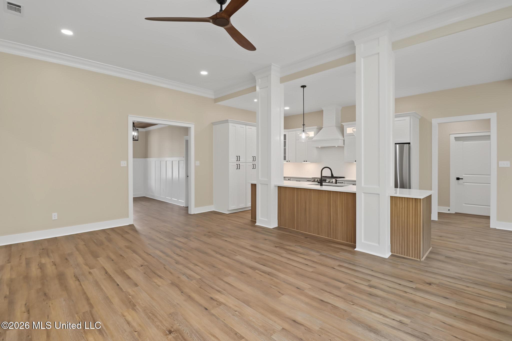 21794 Oak Terrace Drive Property Photo 7
