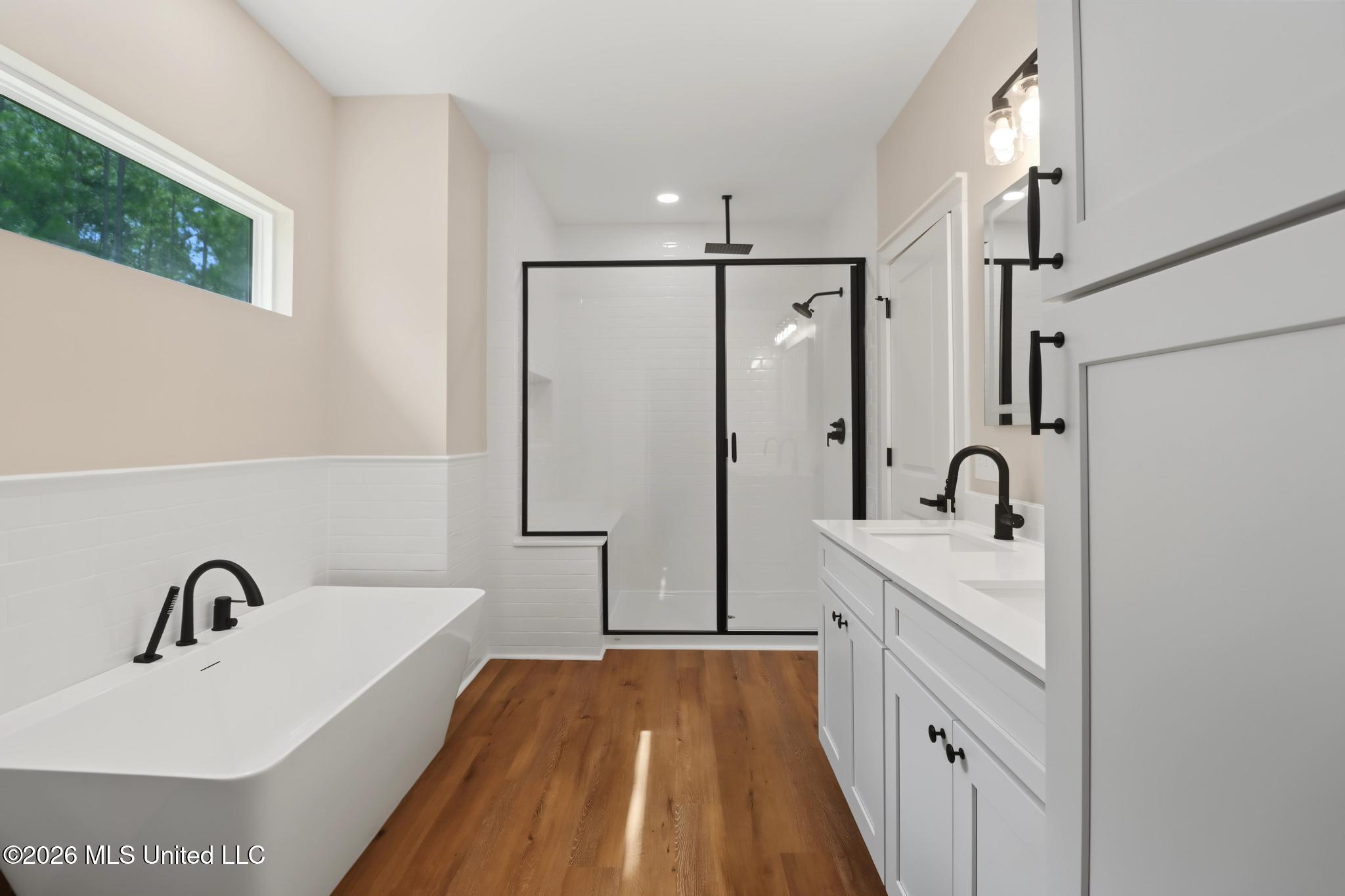 21794 Oak Terrace Drive Property Photo 14