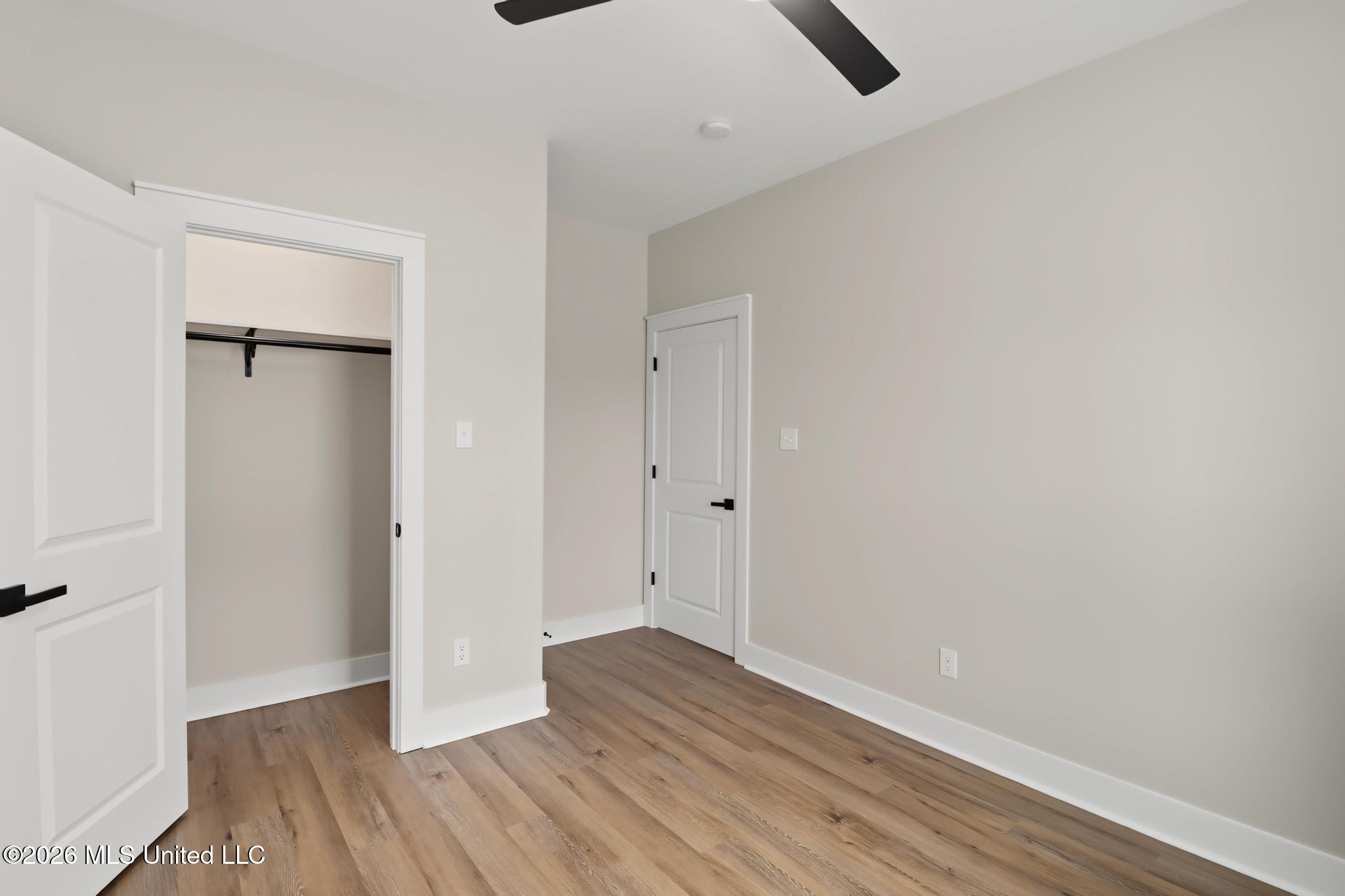 21794 Oak Terrace Drive Property Photo 17