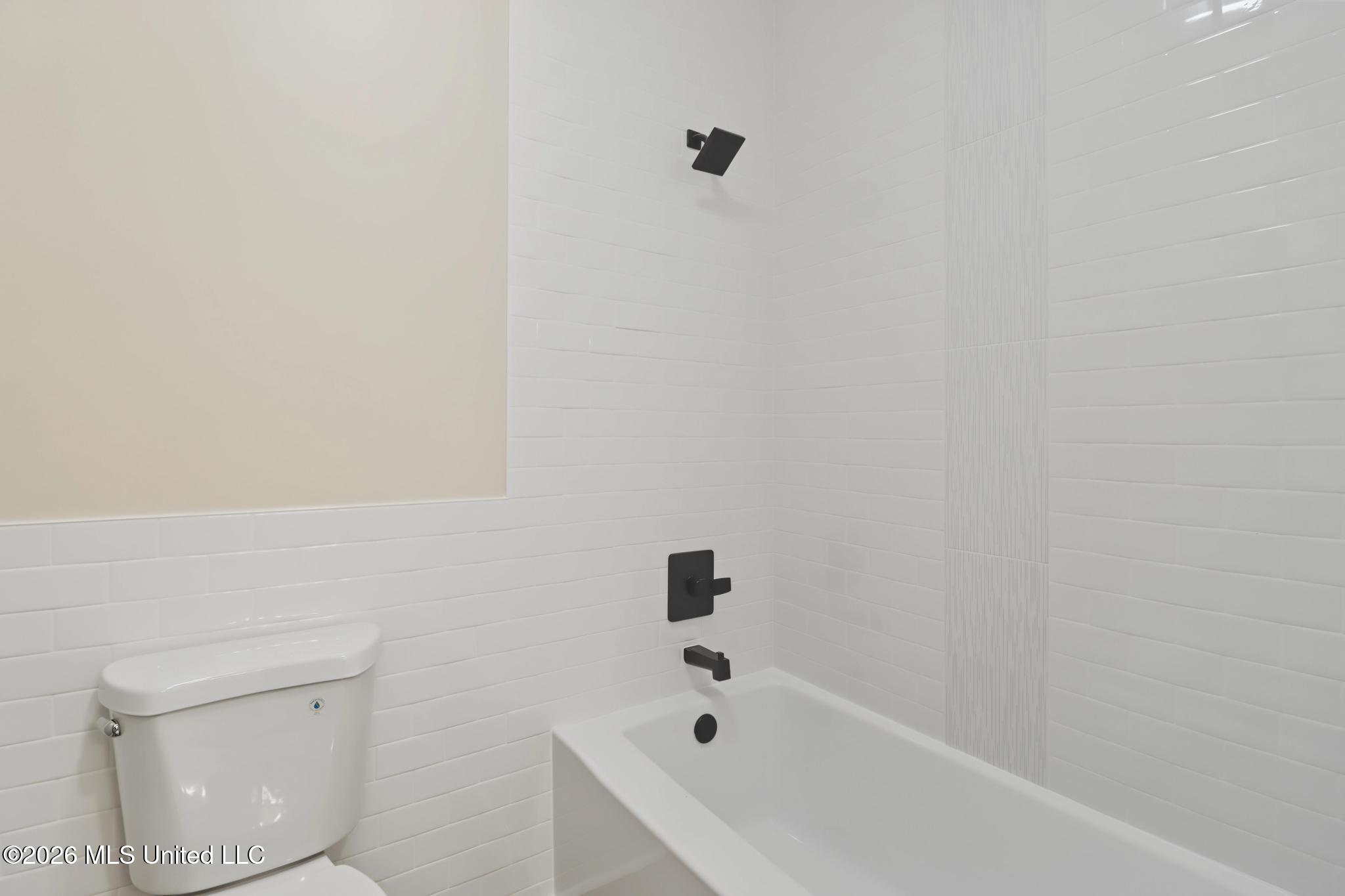 21794 Oak Terrace Drive Property Photo 20