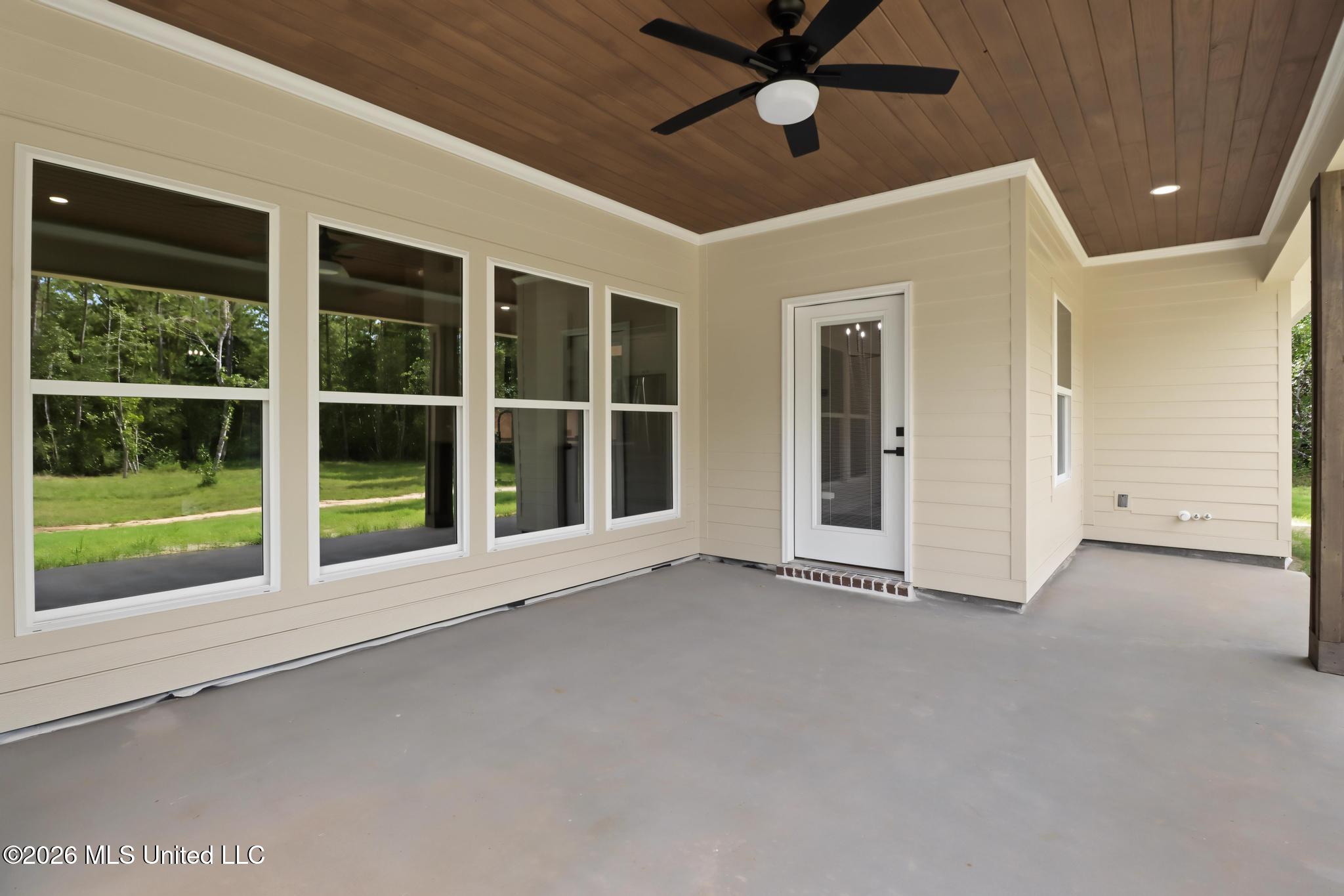 21794 Oak Terrace Drive Property Photo 23