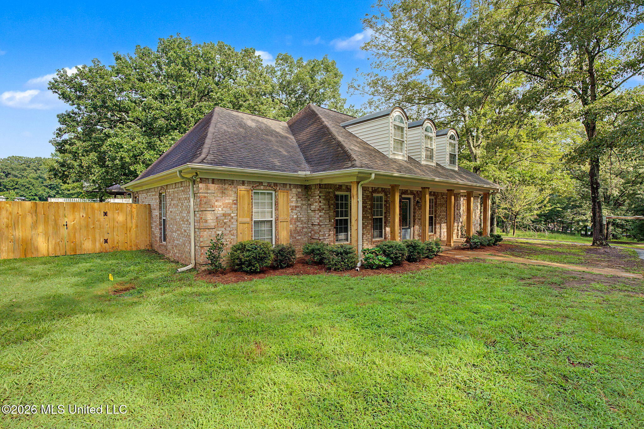 778 Steele Road Property Photo 4