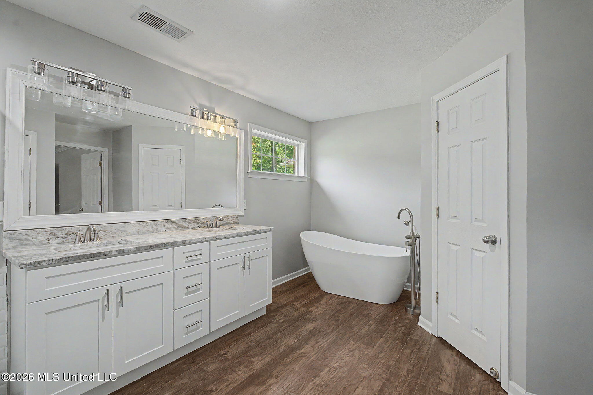 778 Steele Road Property Photo 18