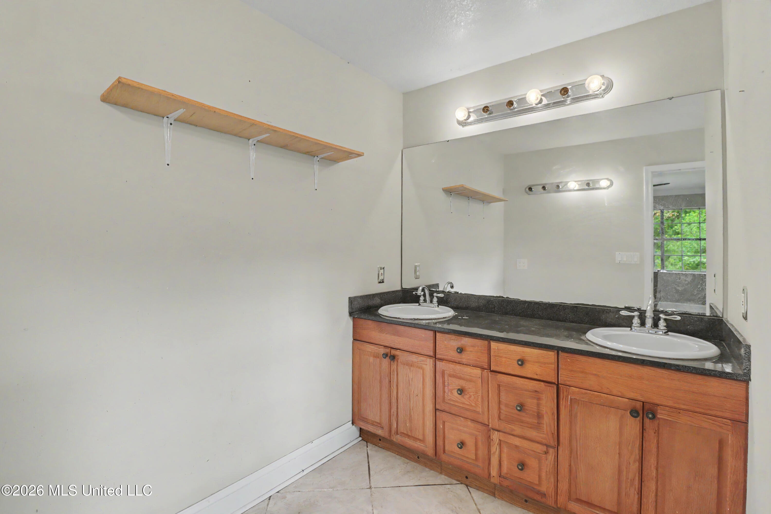 1307 Wisteria Lane Property Photo 14