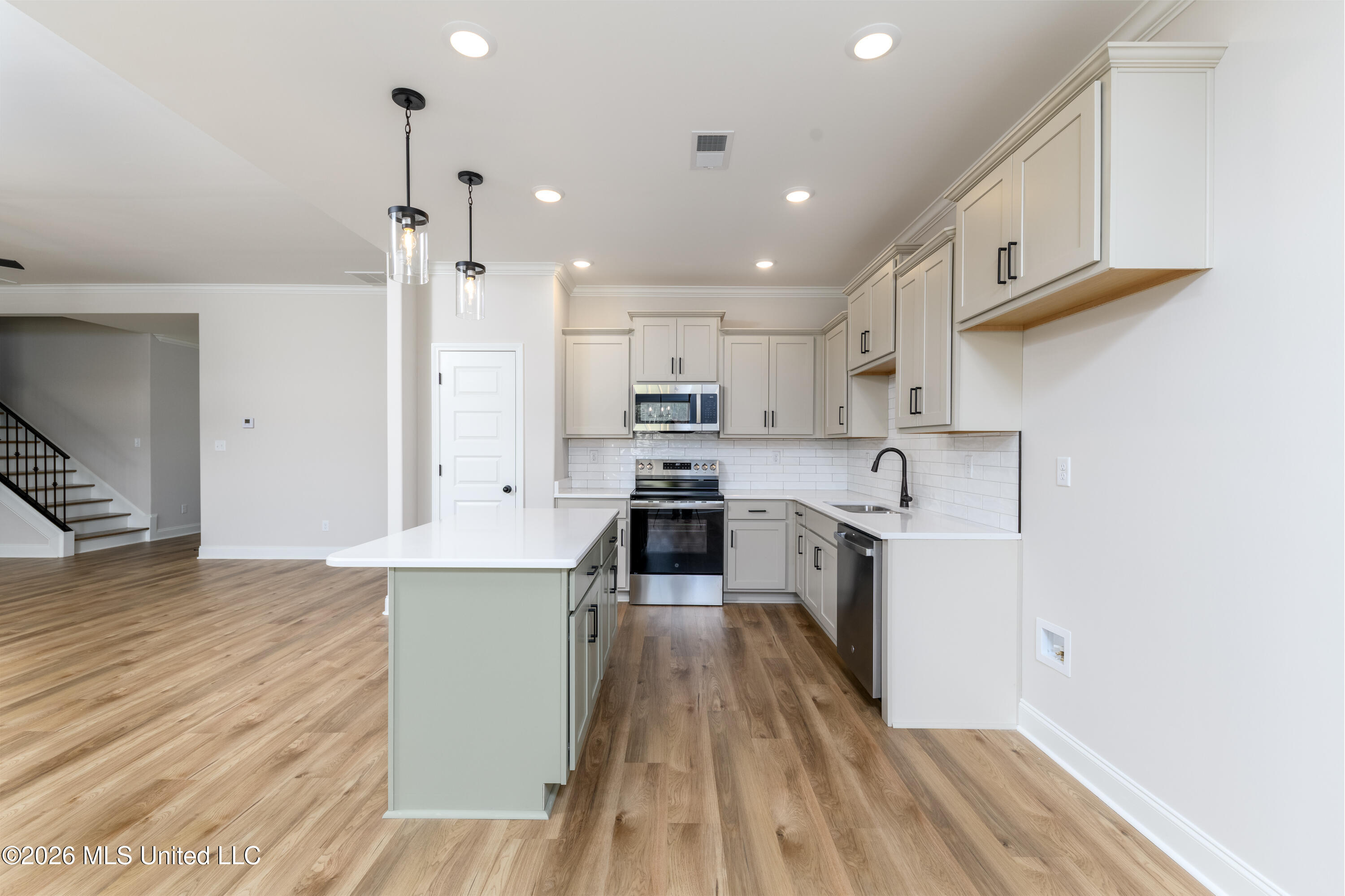 7608 John Elliott Lane Property Photo 10