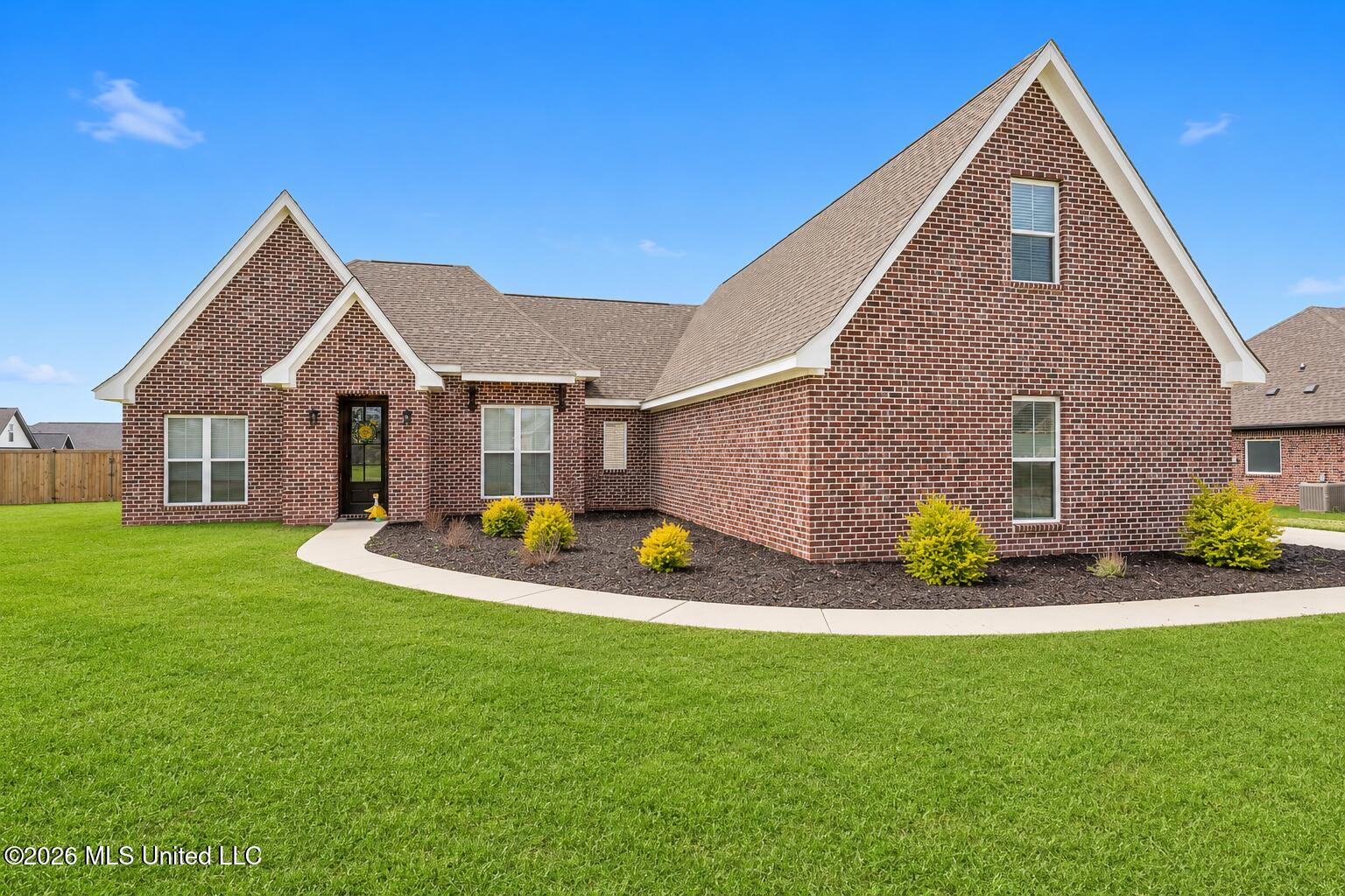 13 Grand Cove