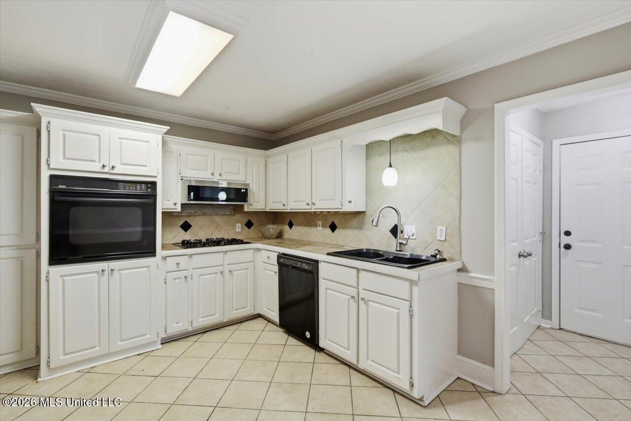 116 Eastwood Circle Property Photo 10