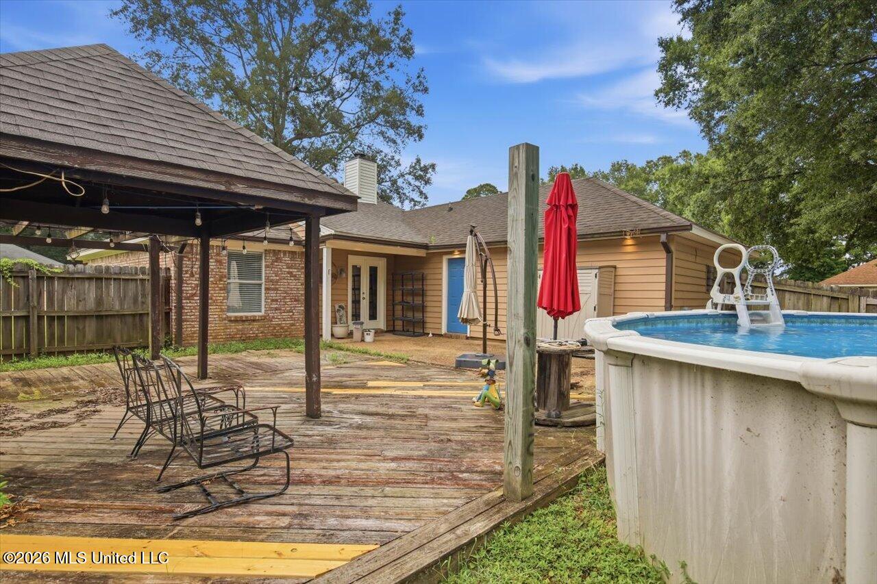 116 Eastwood Circle Property Photo 32