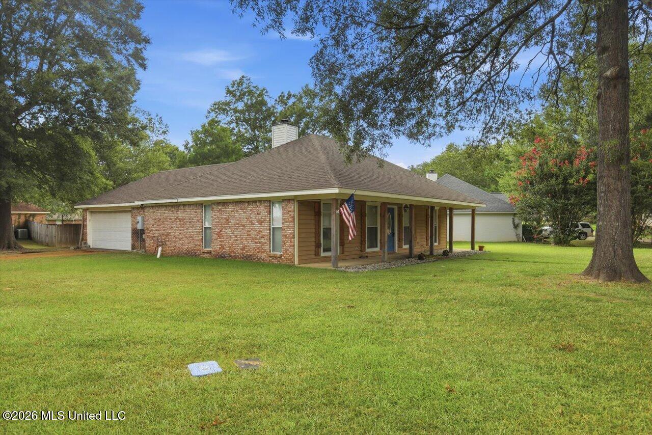 116 Eastwood Circle Property Photo 33