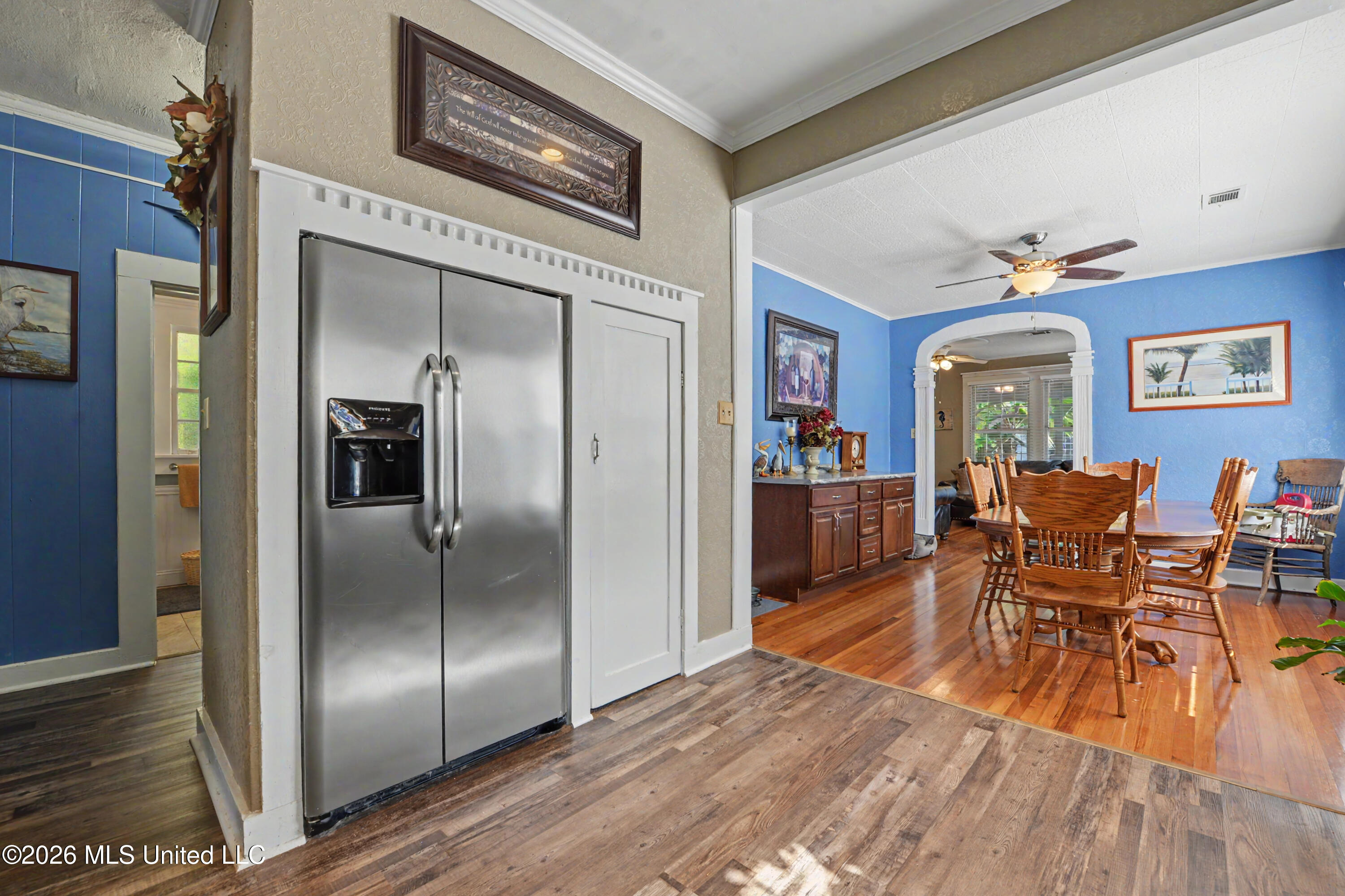 963 Schwan Court Property Photo 7