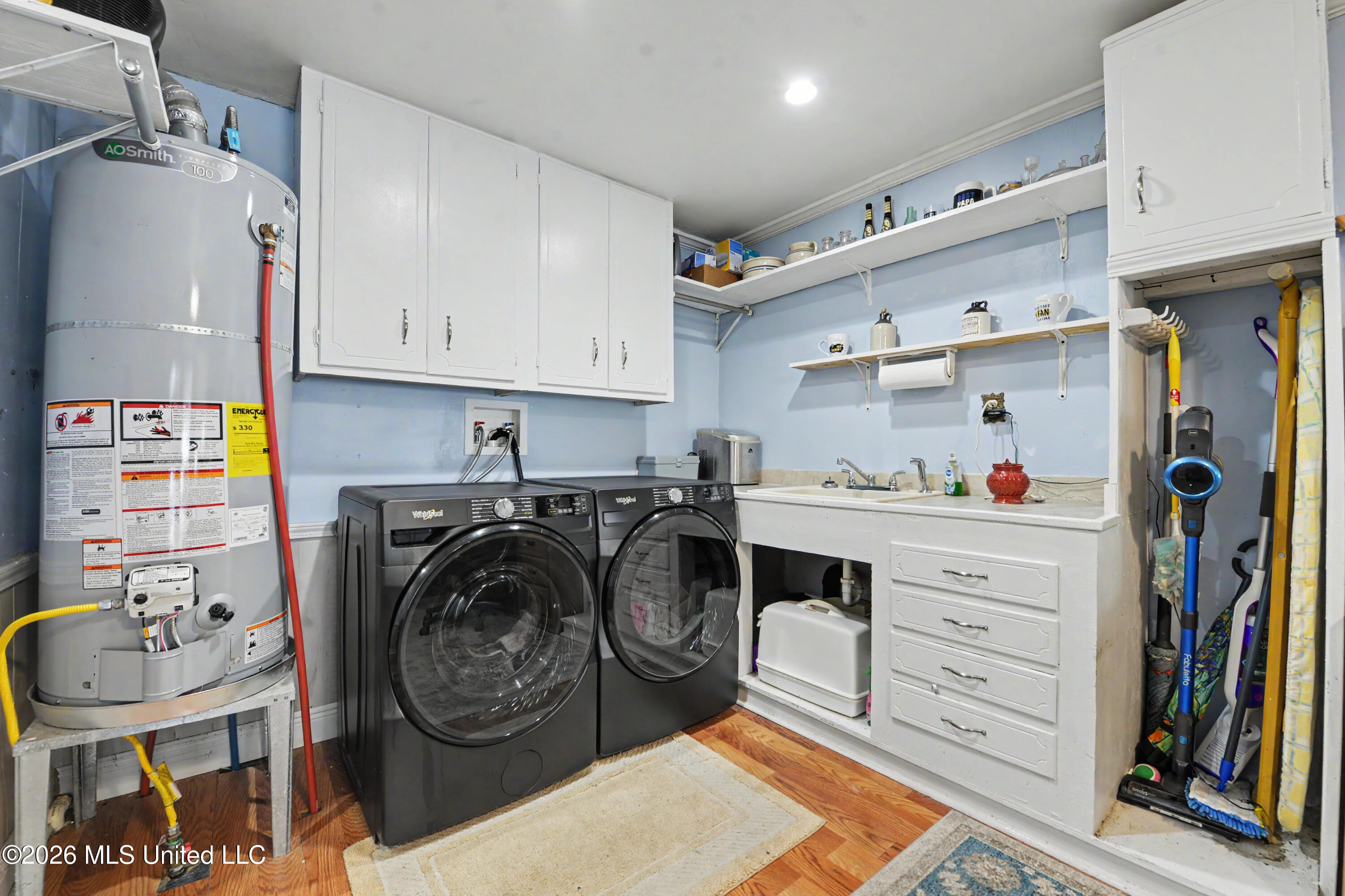 963 Schwan Court Property Photo 15