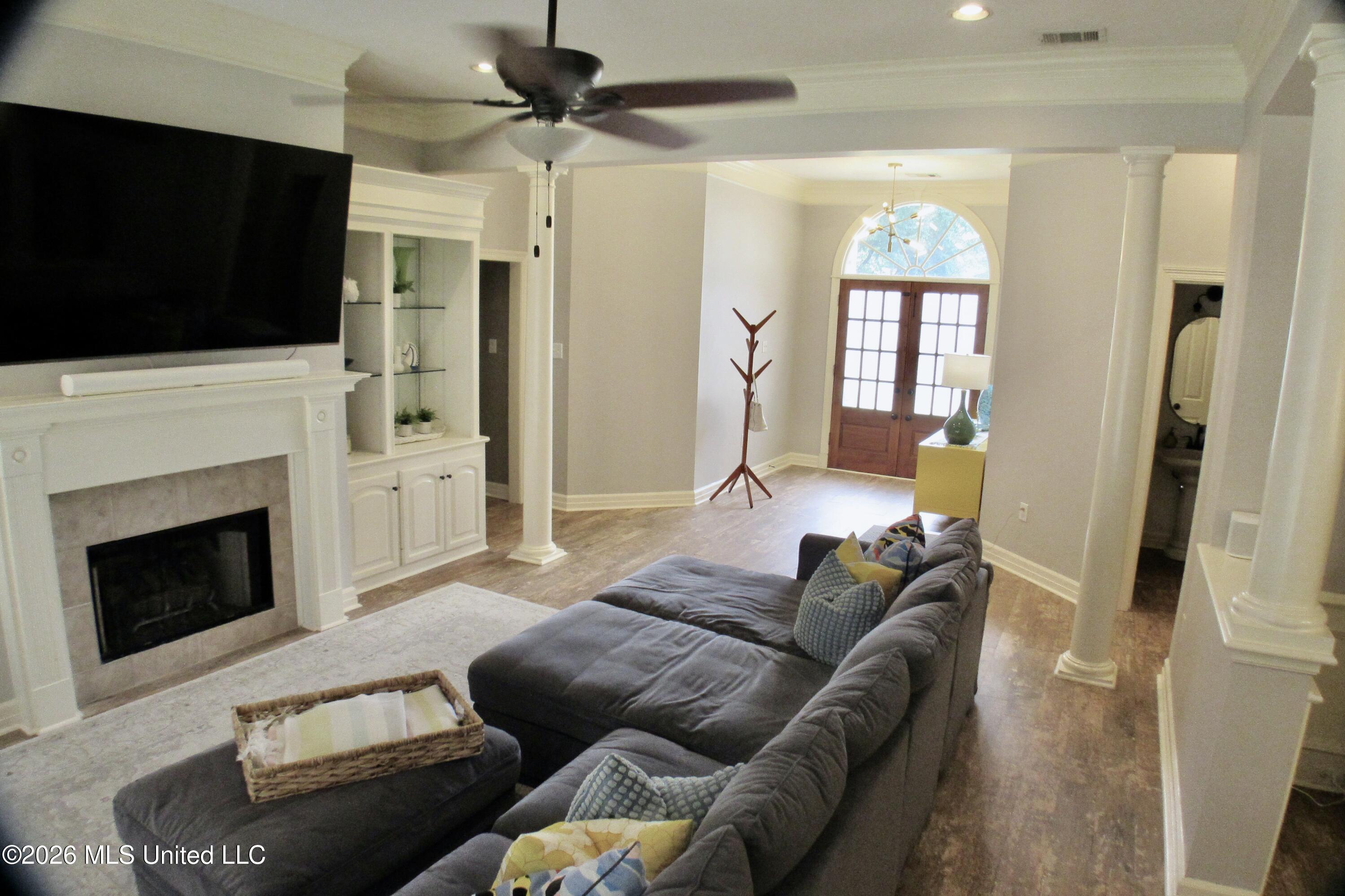 126 Highwoods Boulevard Property Photo 7