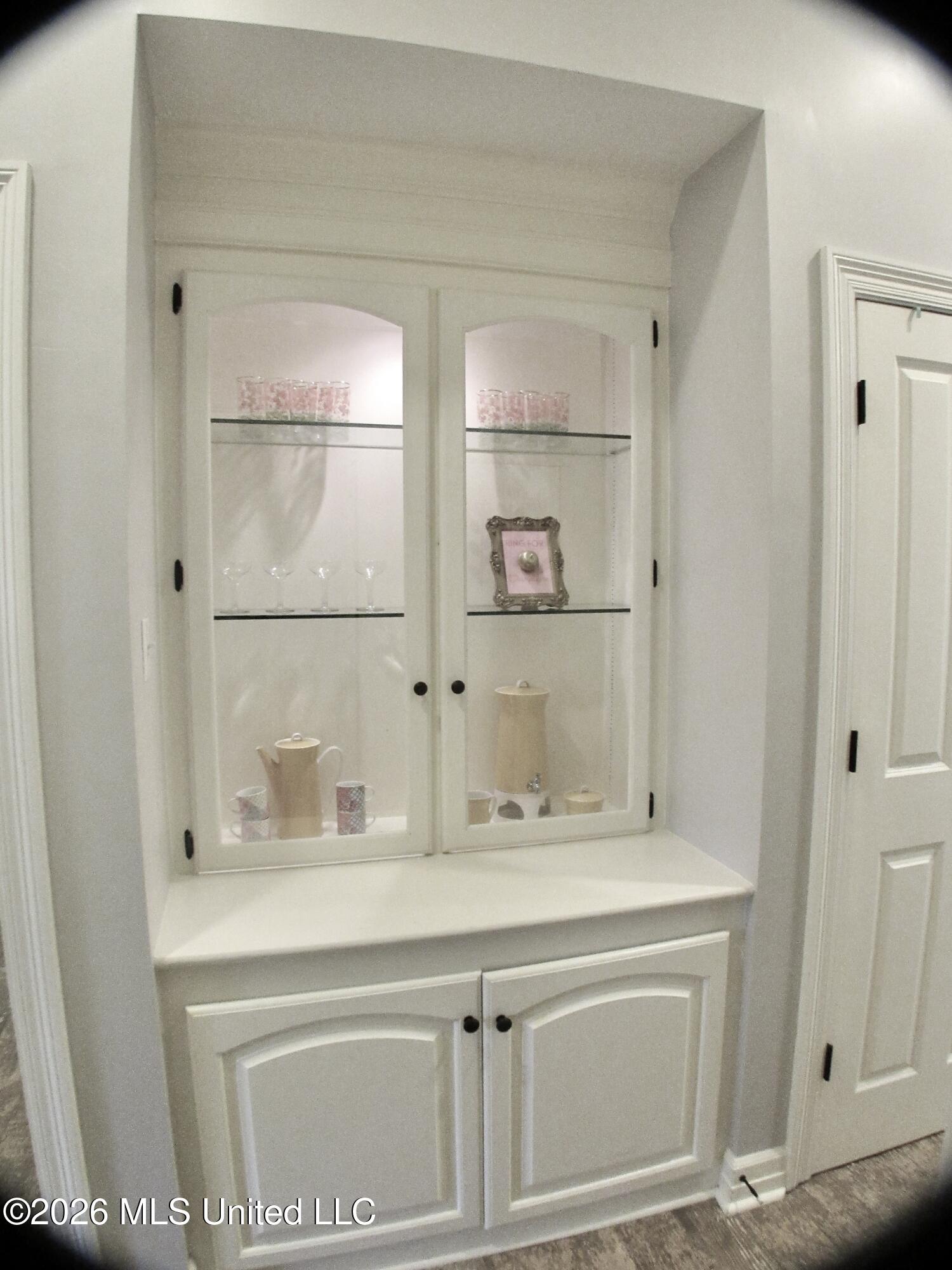 126 Highwoods Boulevard Property Photo 12