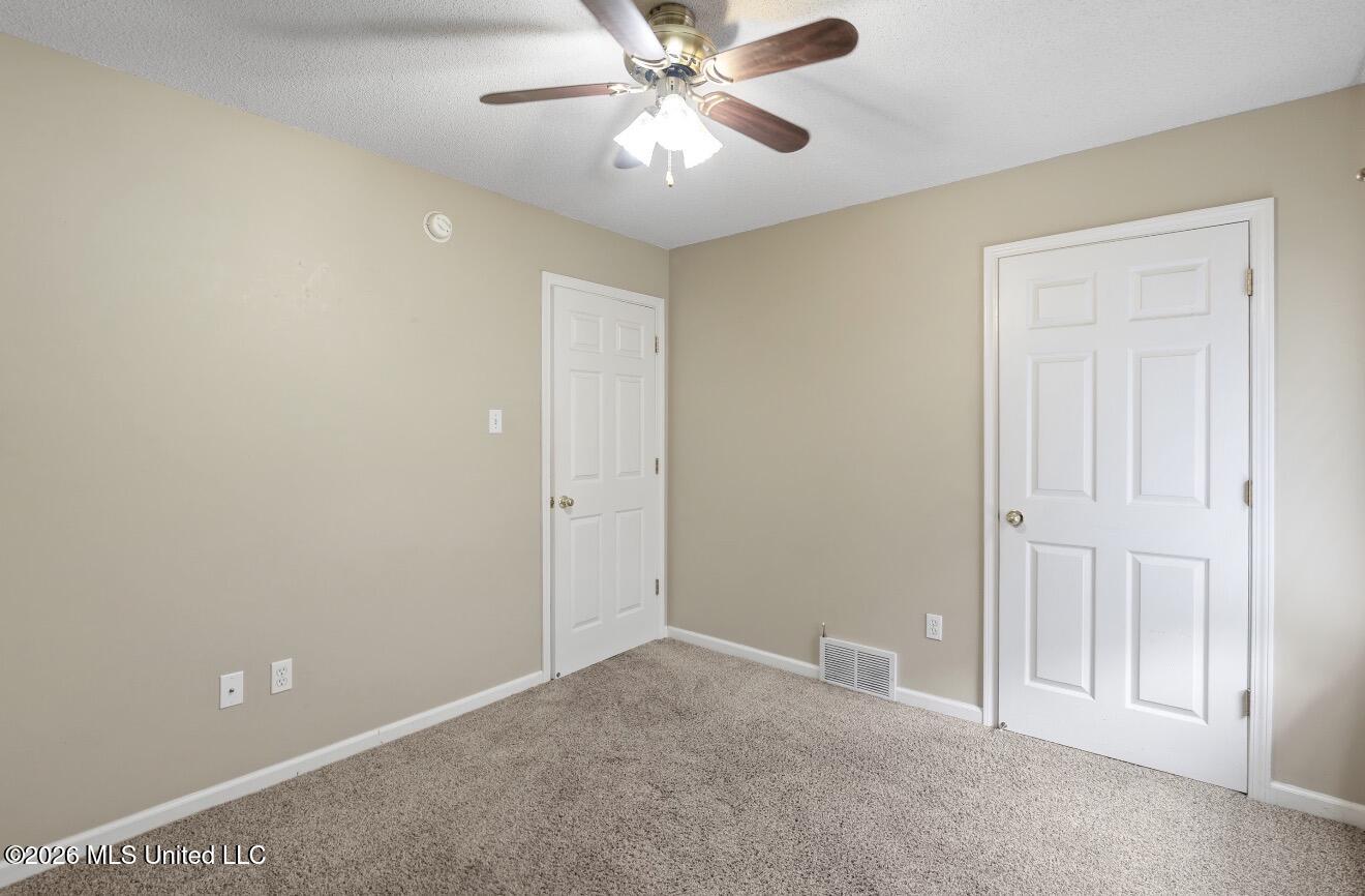 10742 Pecan View Drive Property Photo 6