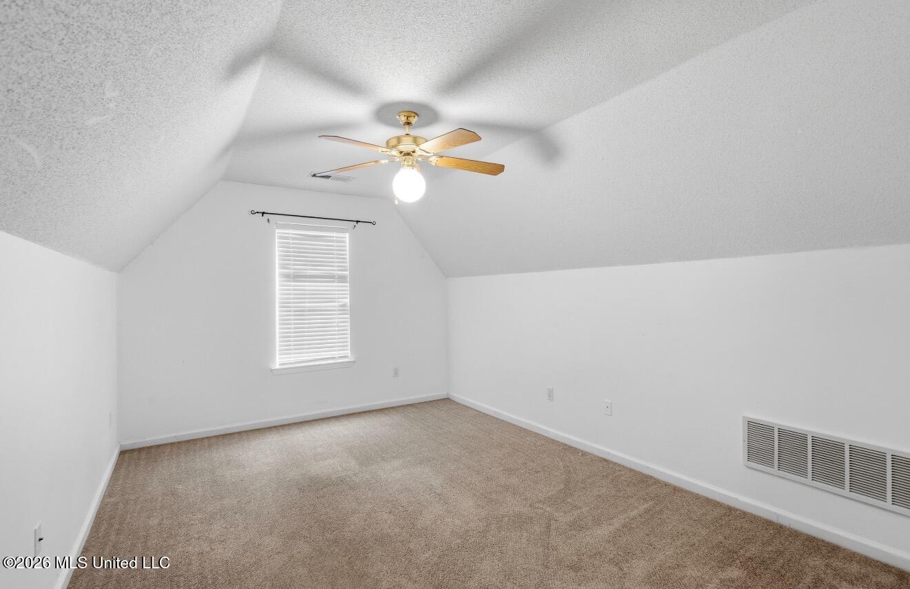 10742 Pecan View Drive Property Photo 7