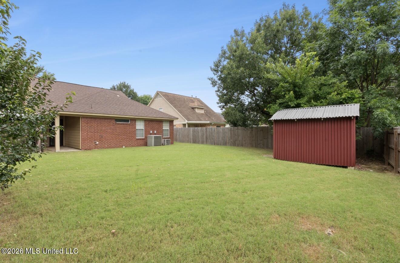 10742 Pecan View Drive Property Photo 8