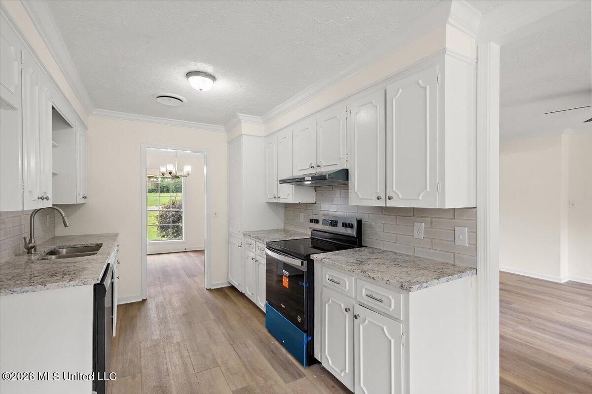 3343 Fleetwood Drive Property Photo 10