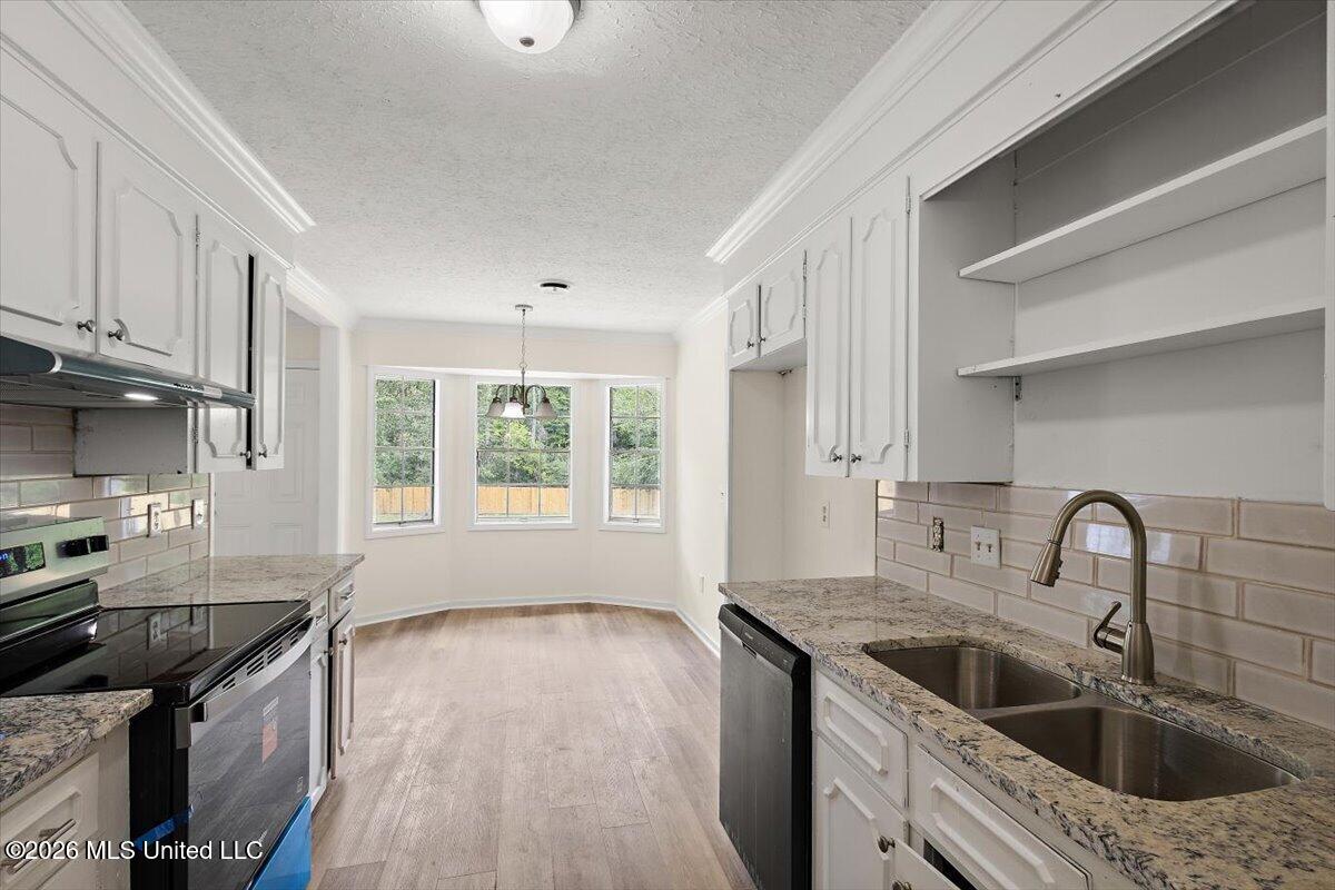 3343 Fleetwood Drive Property Photo 11