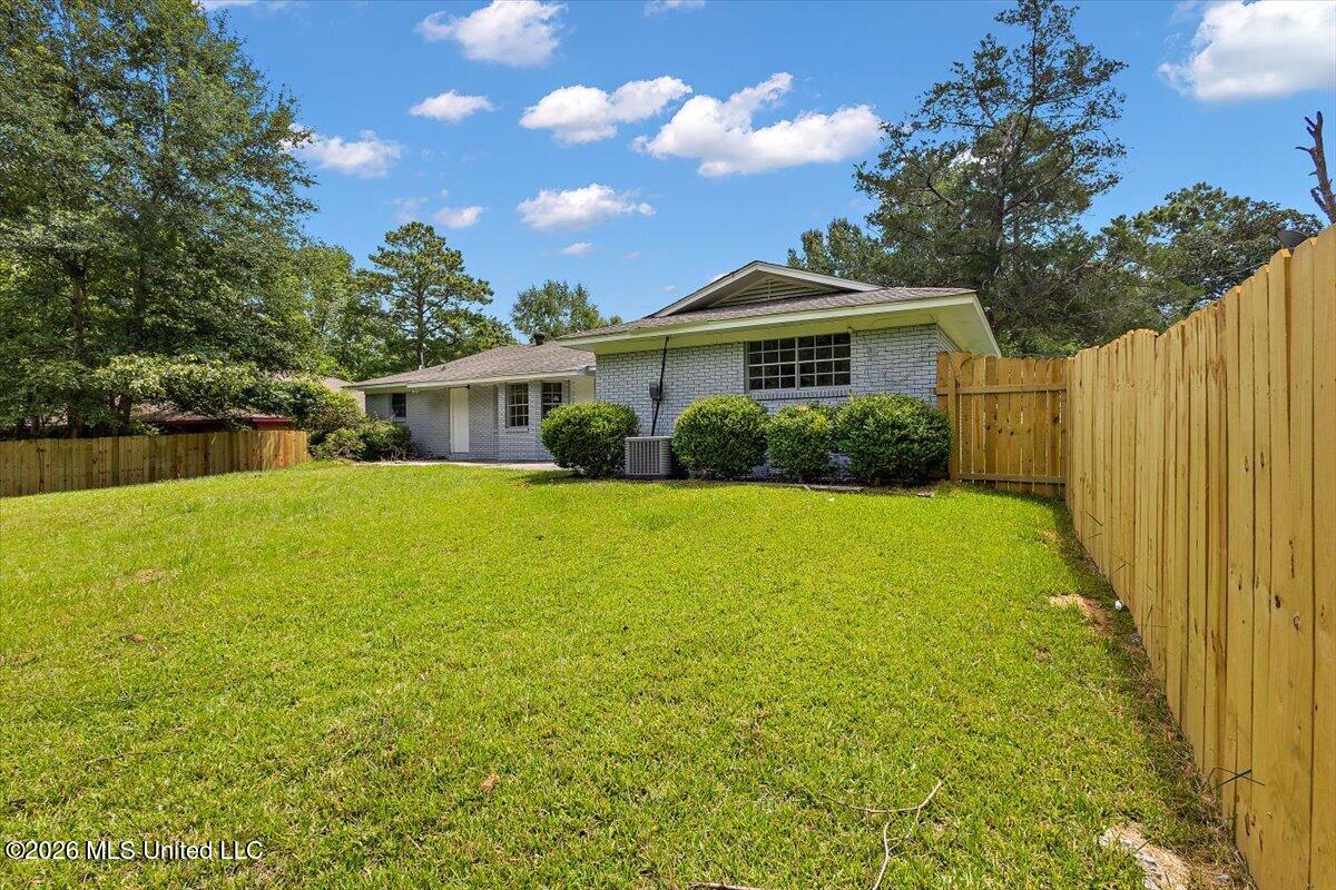 3343 Fleetwood Drive Property Photo 24