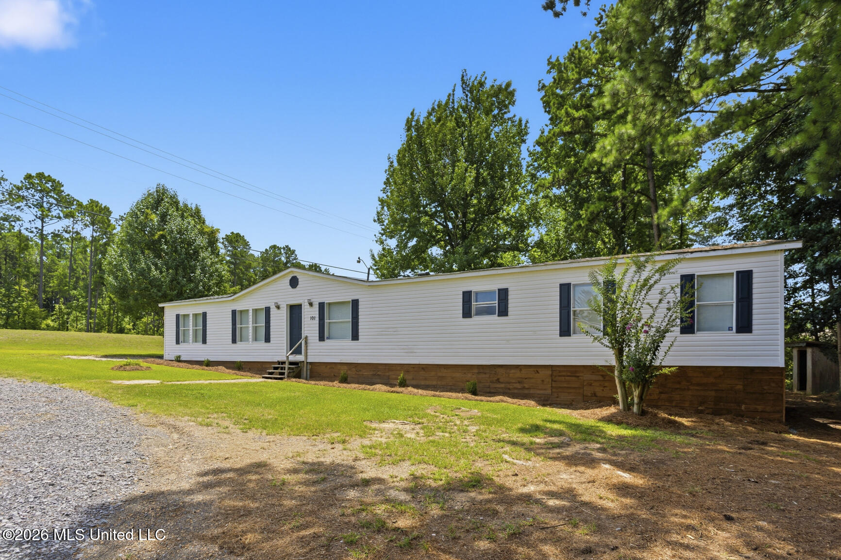 101 Ken Drive Property Photo 1