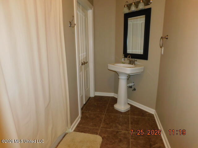 4408 Bloombury Street Property Photo 19