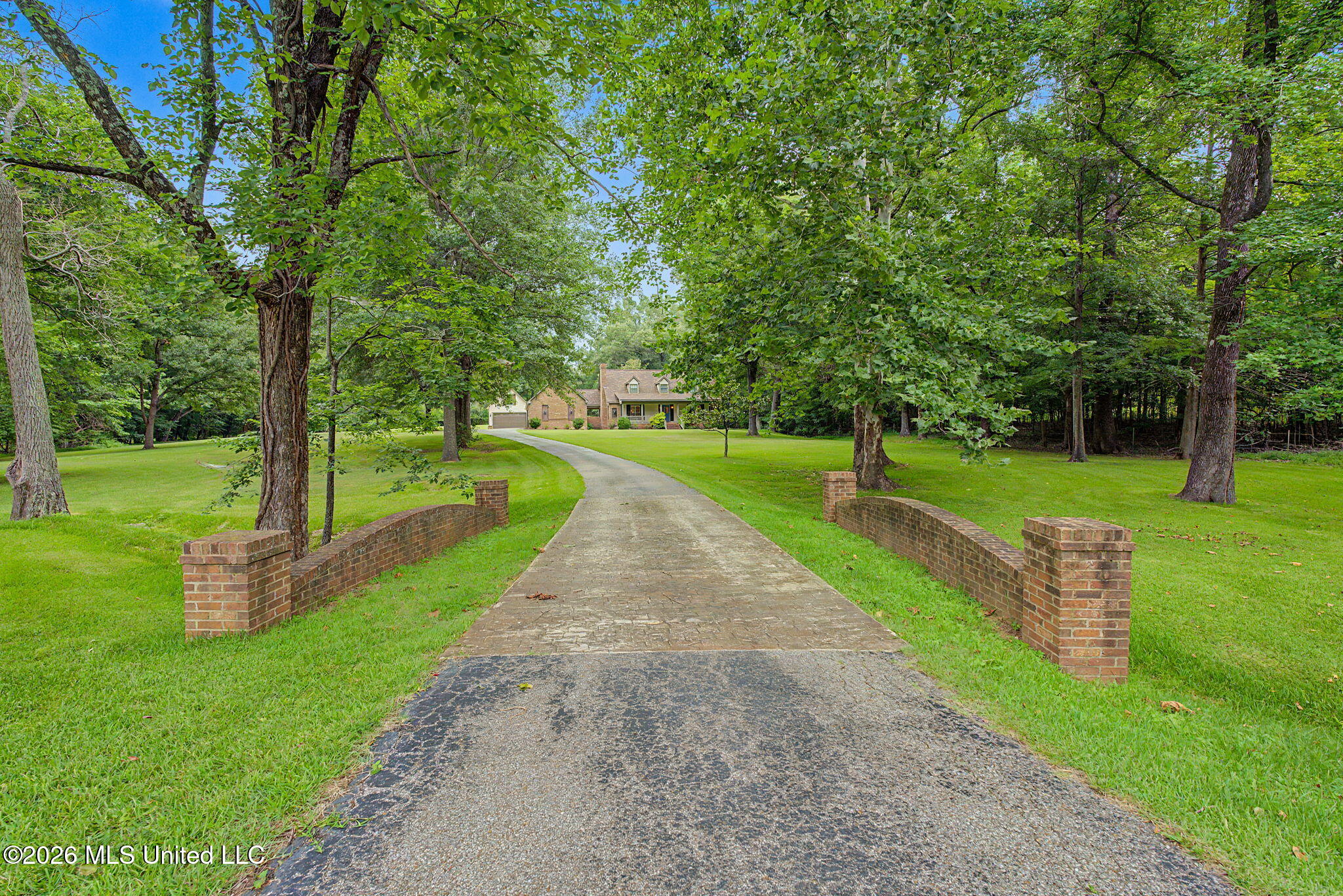 1060 Wooten Road Property Photo 4