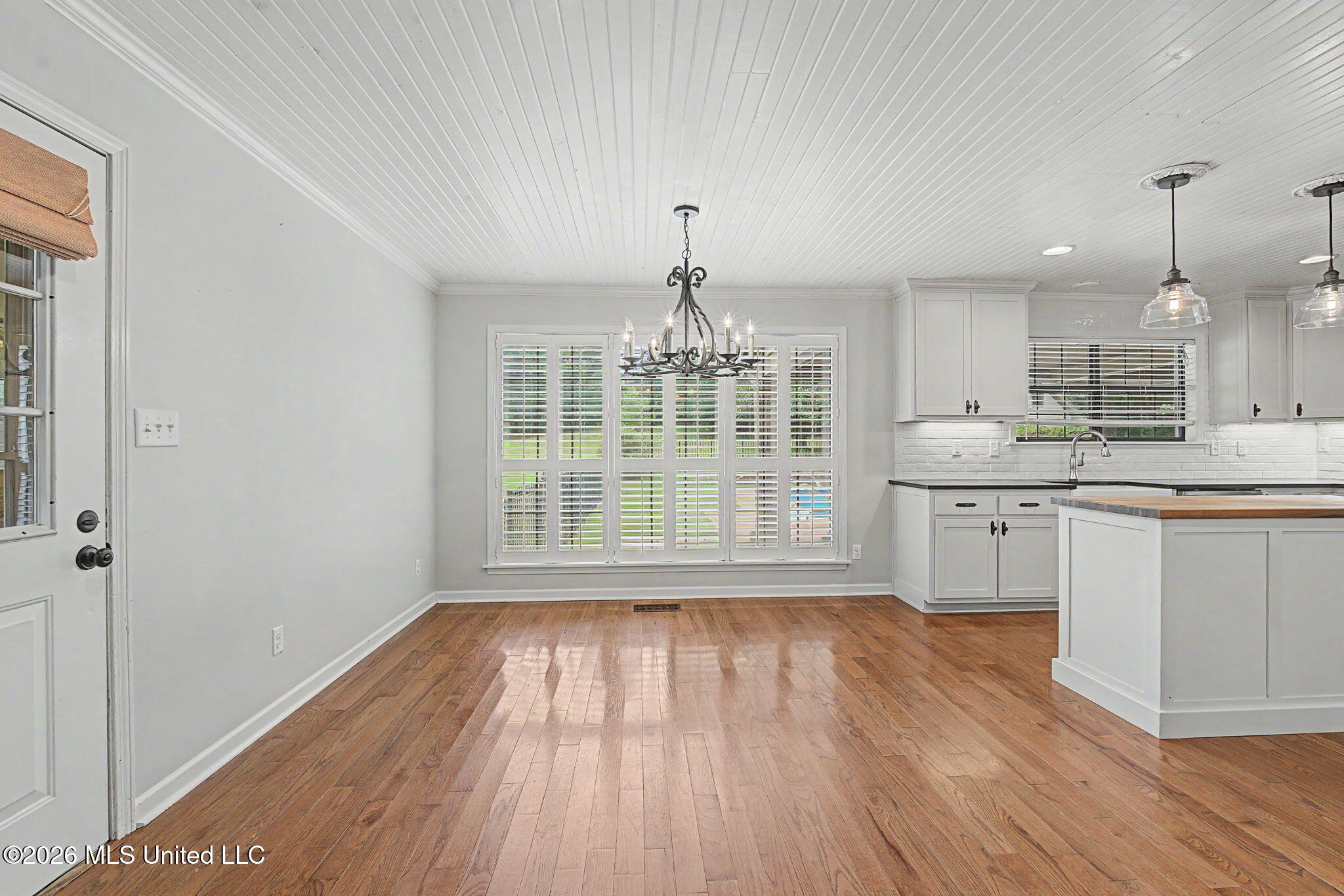 1060 Wooten Road Property Photo 15