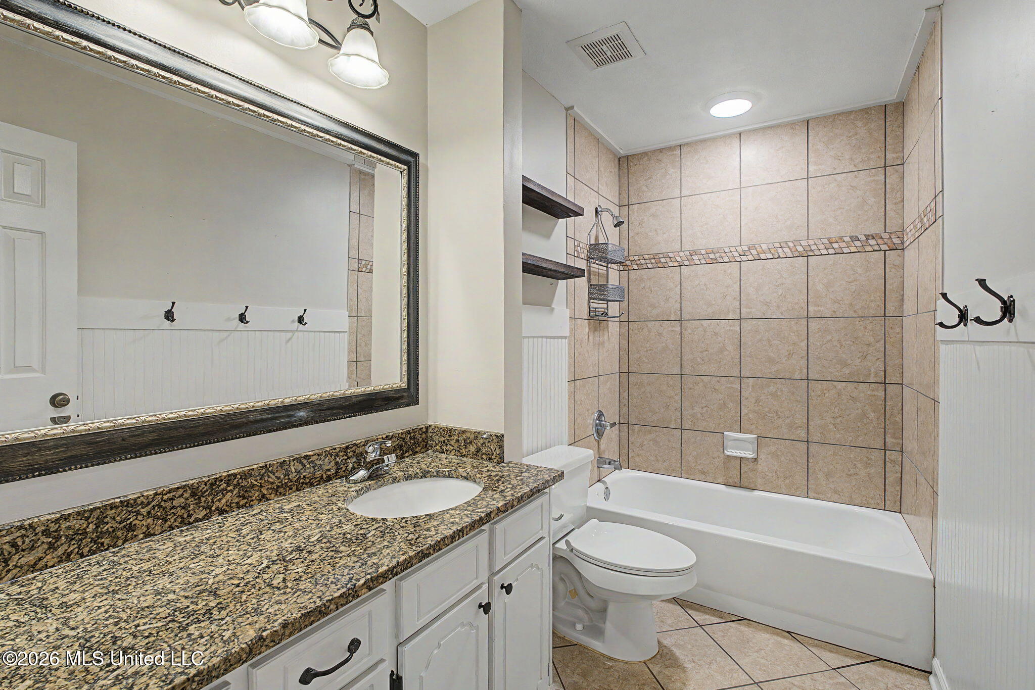 1060 Wooten Road Property Photo 35