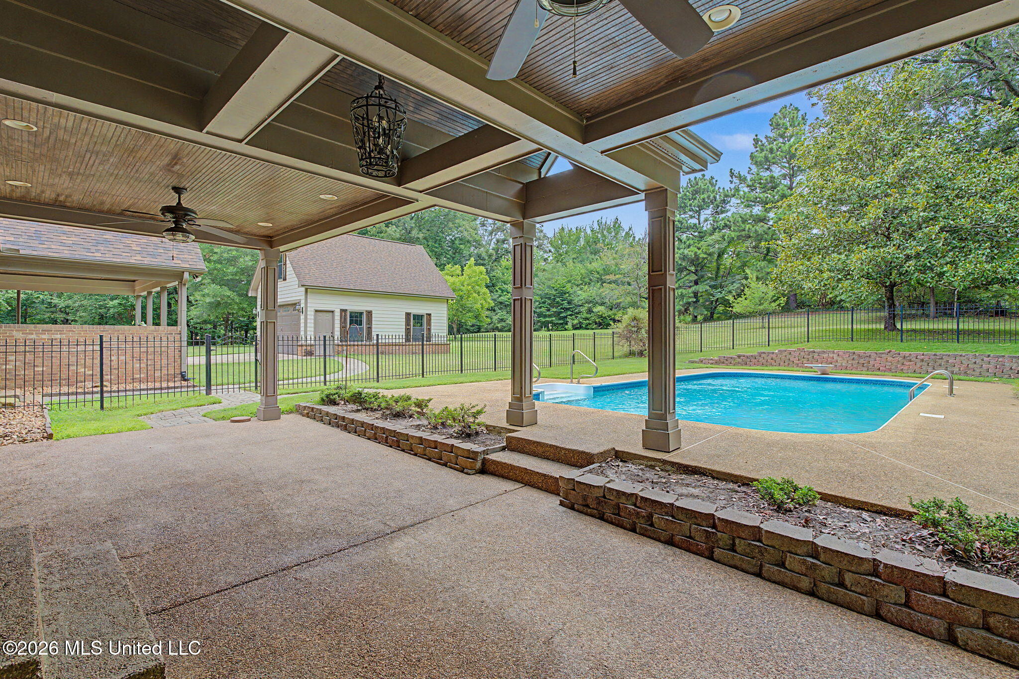 1060 Wooten Road Property Photo 42
