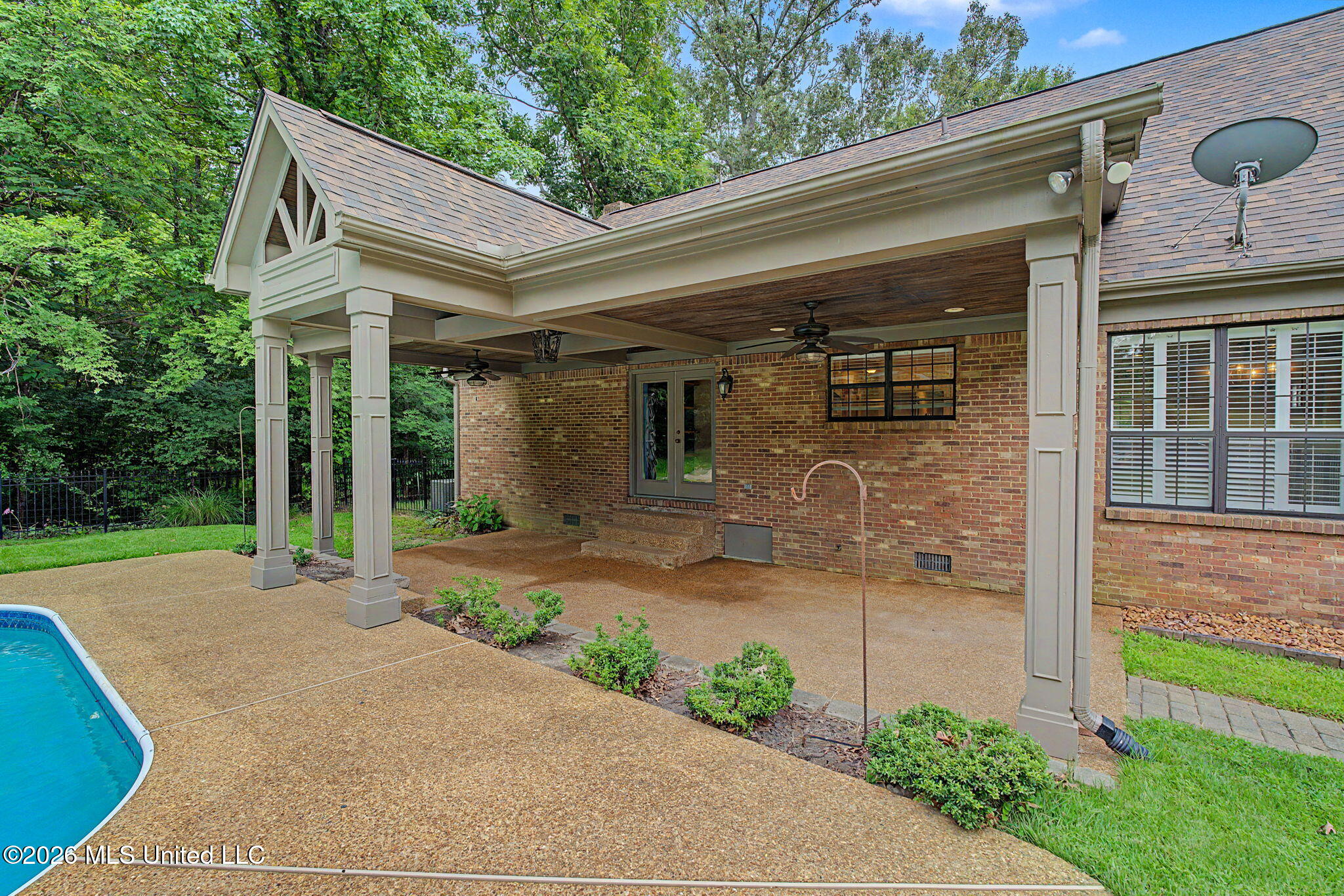 1060 Wooten Road Property Photo 43