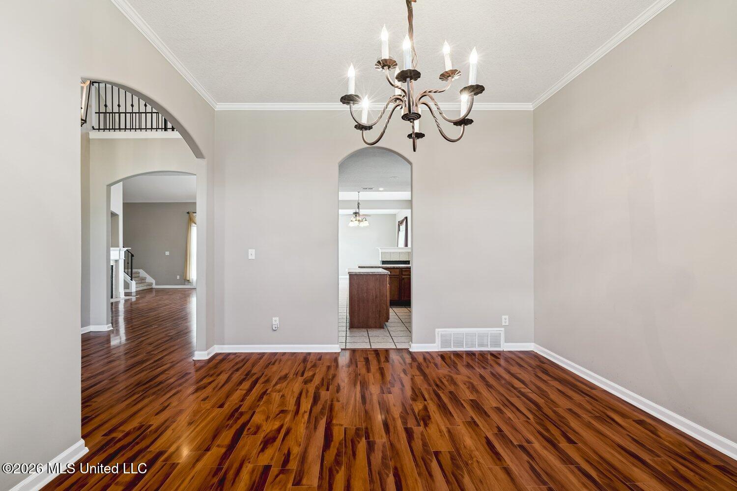 7049 Windswept Lane Property Photo 6